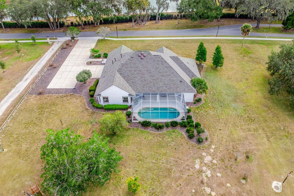 Photo of 5092 NE 81st Boulevard, Wildwood, FL 34785 (MLS # O6373301)