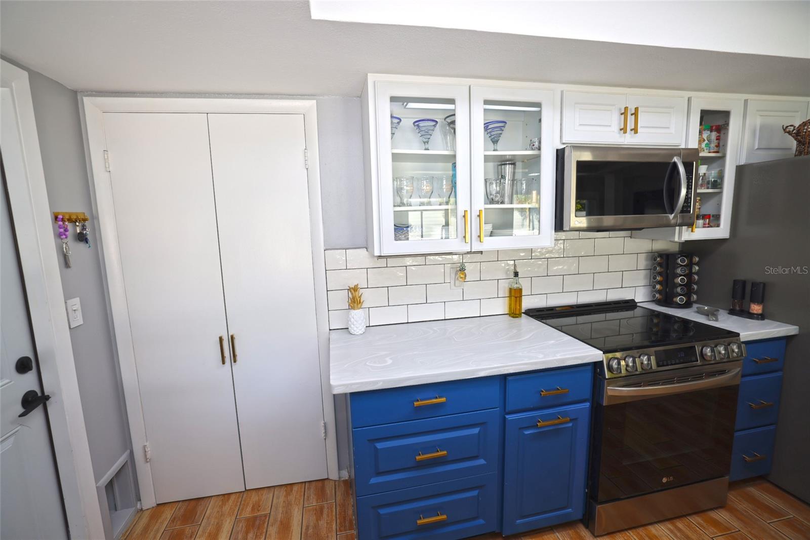 SARASOTA SPGS - Residential