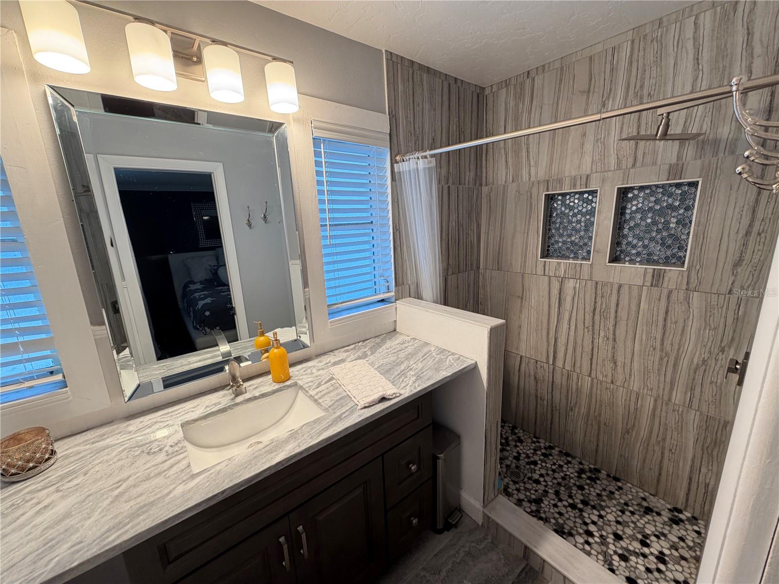 SARASOTA SPGS - Residential