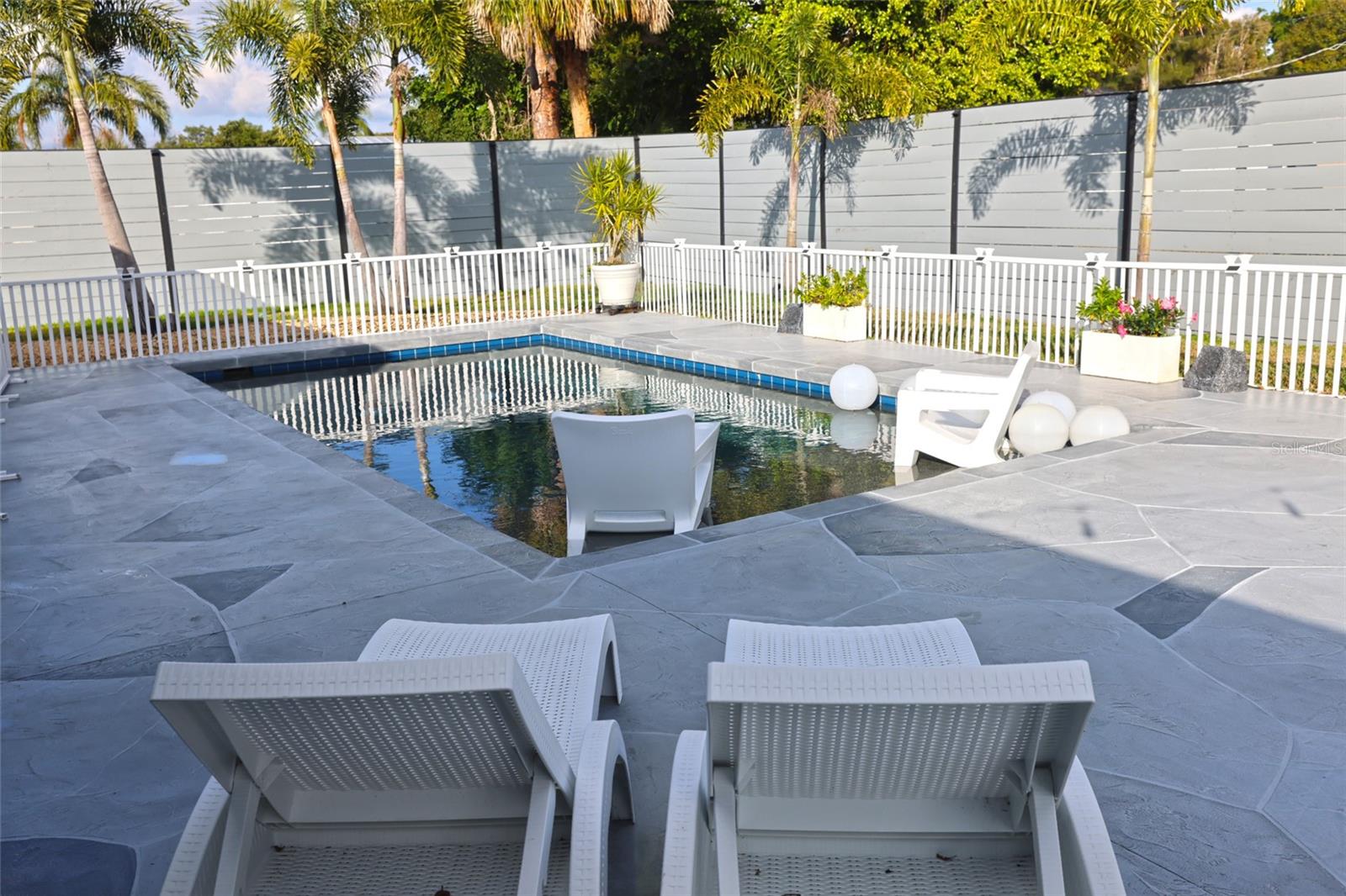 SARASOTA SPGS - Residential