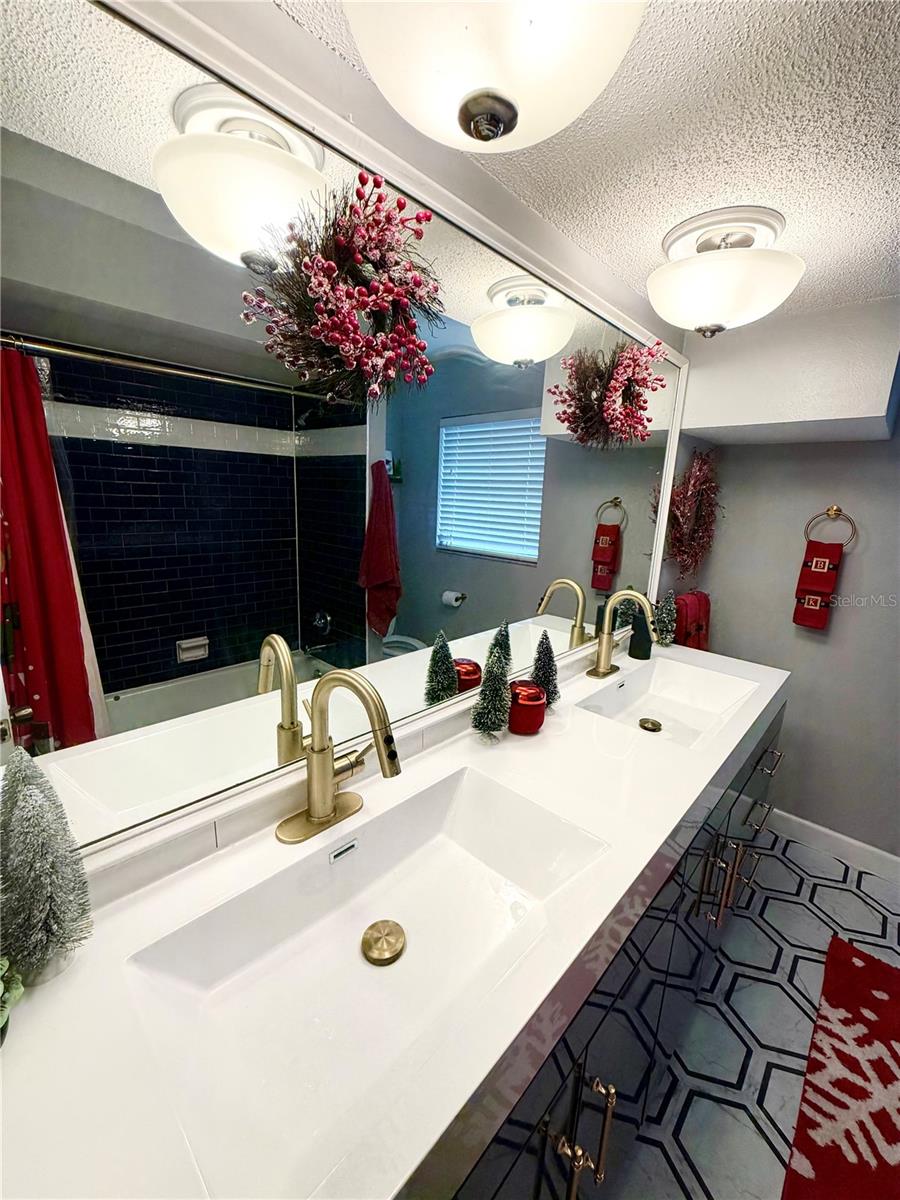 SARASOTA SPGS - Residential