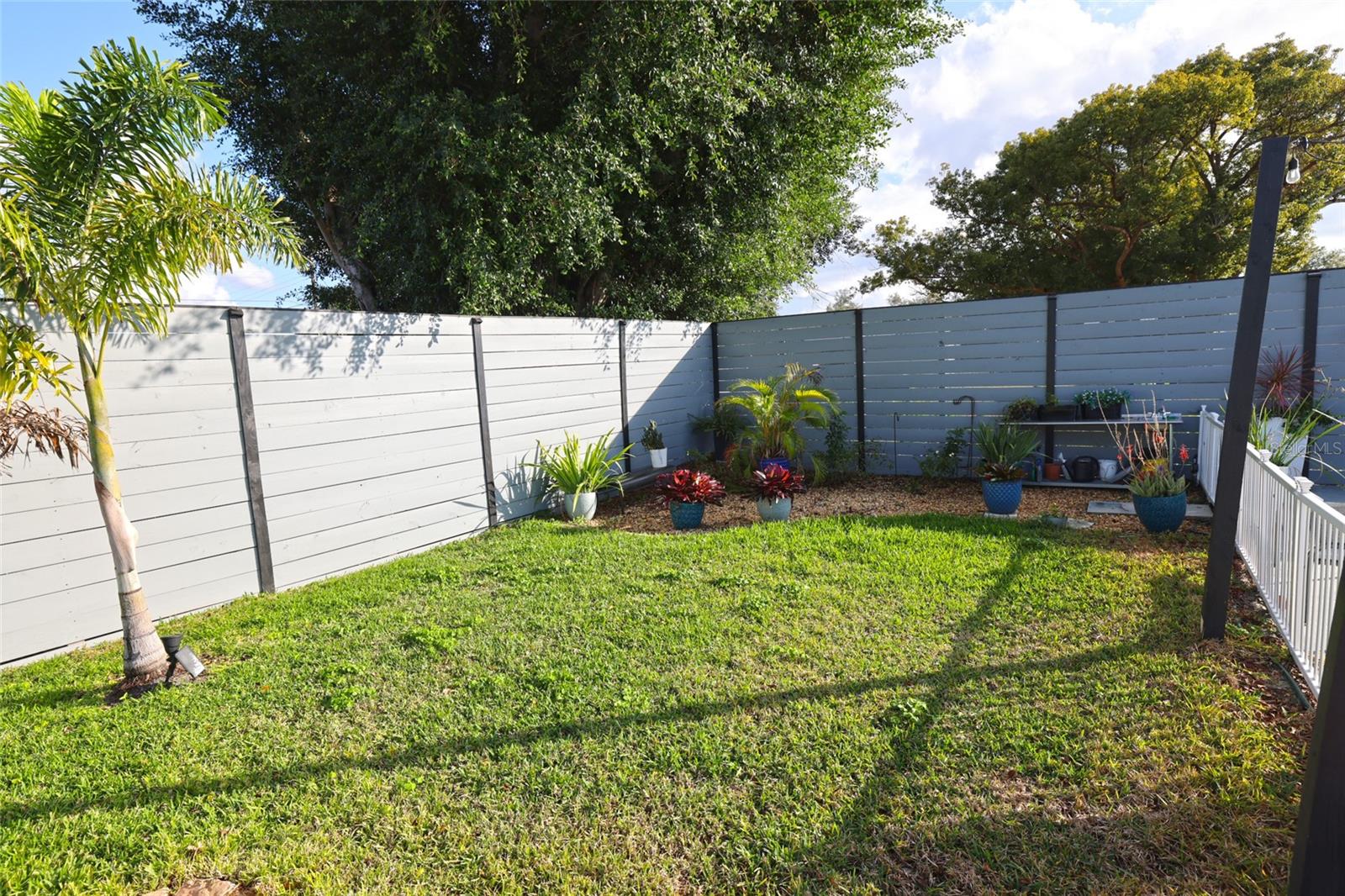 SARASOTA SPGS - Residential