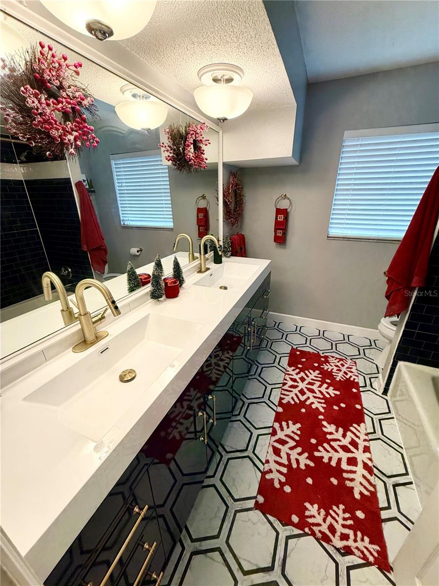 SARASOTA SPGS - Residential