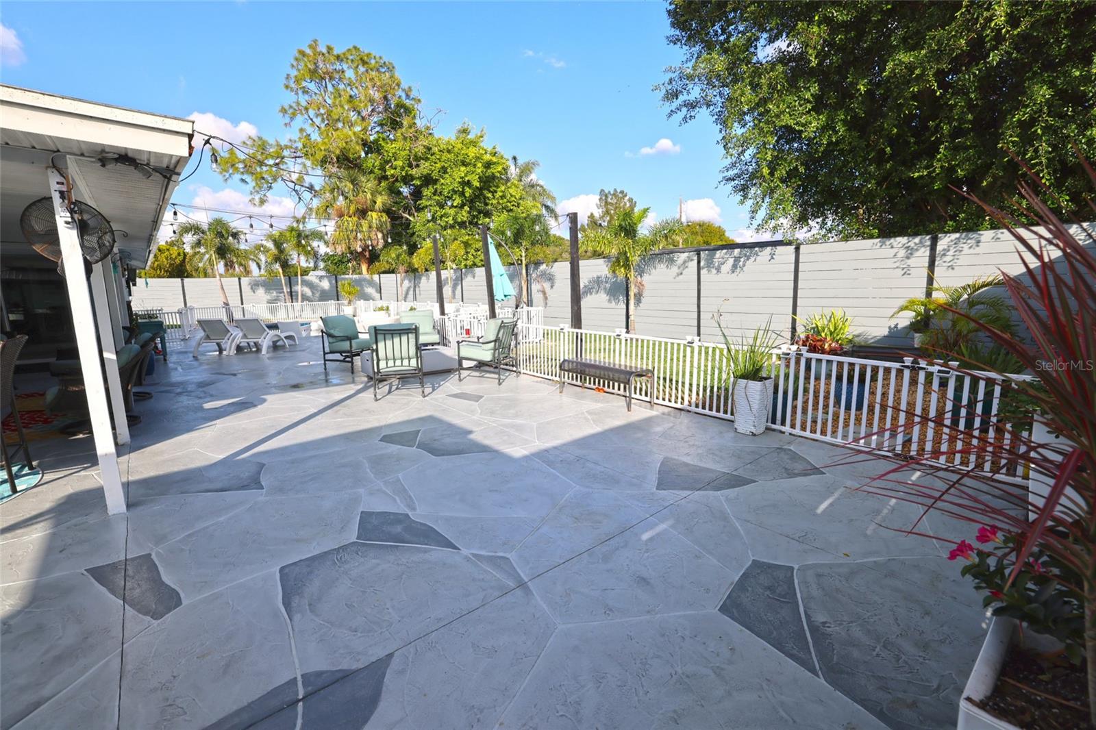 SARASOTA SPGS - Residential