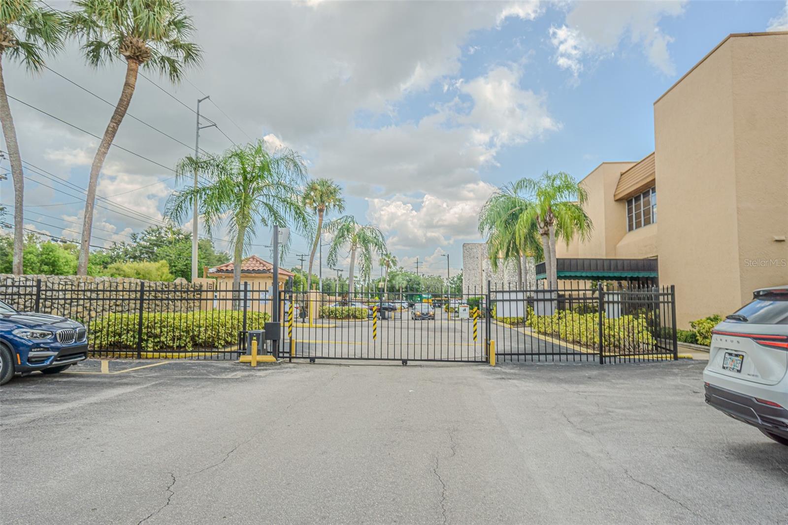 Discover this elegant third-floor condominium at The Tampa Racquet Club, offering relaxing pool views and a prime location. This rare opportunity won’t last long!
The open floor plan seamlessly connects the living and dining areas, creating a warm and functional space ideal for everyday living or entertaining. The spacious master suite includes an oversized closet designed to maximize storage. This well-maintained condo is move-in ready, making it an excellent option for both first-time buyers and investors.
The Tampa Racquet Club is a private, deed-restricted community with resort-style amenities, including:
Olympic-size swimming pool
Tennis, racquetball, basketball, and pickleball courts
Outdoor grill and dining areas
Clubhouse for social gatherings and events
Recreation rooms with billiards and ping-pong
24/7 laundry facilities and elevators in every building
The property has successfully passed the required structural inspections, including the Milestone Inspection and the Structural Integrity Reserve Study, offering peace of mind to future owners.
Enjoy unbeatable convenience with quick access to Tampa International Airport, Raymond James Stadium, Steinbrenner Field, major universities, entertainment venues, restaurants, supermarkets, shopping centers, and Florida’s world-renowned Gulf beaches. Its central location also provides fast connections to major roads and highways.