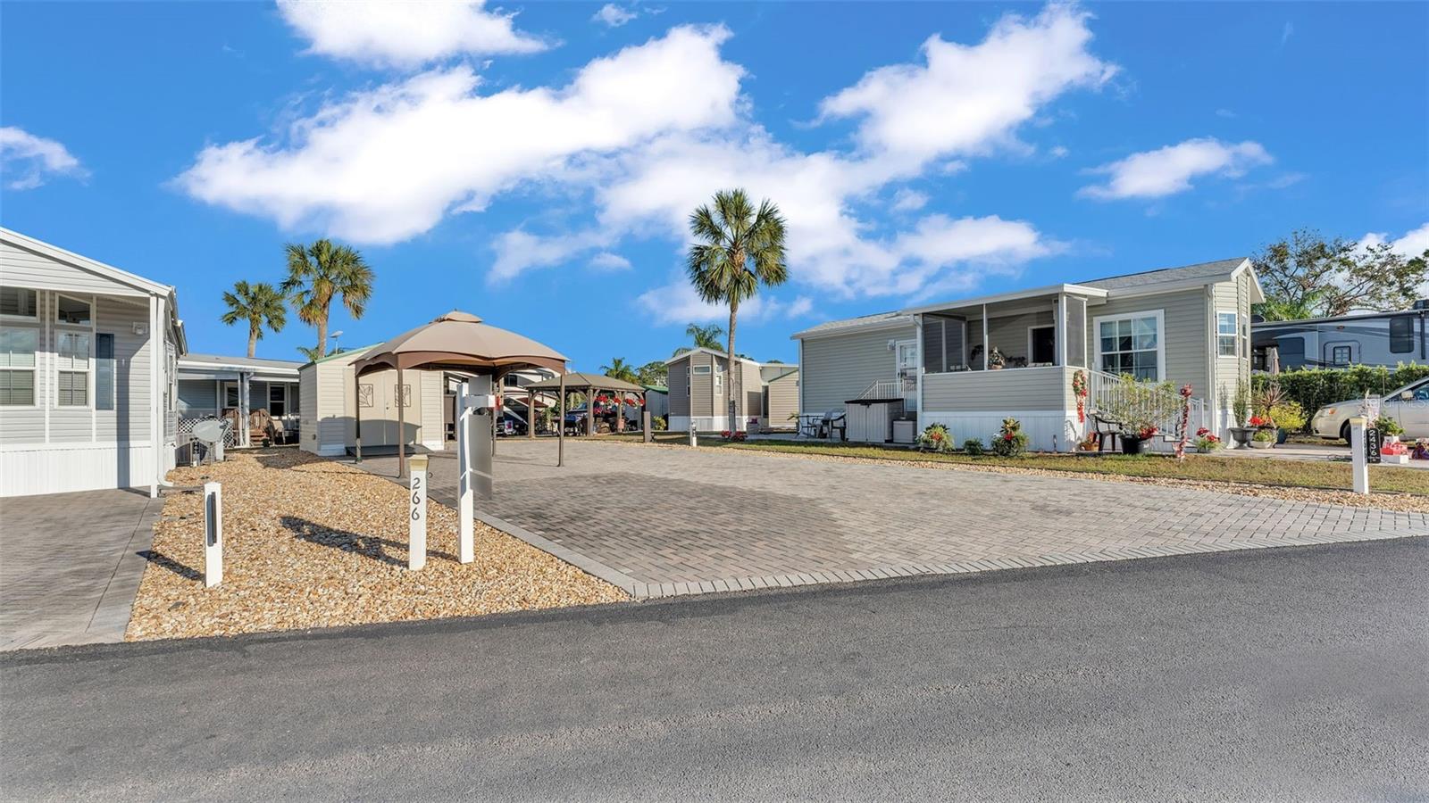 ELITE RESORTS AT CITRUS VALLEY CONDO UNIT 19 - Land