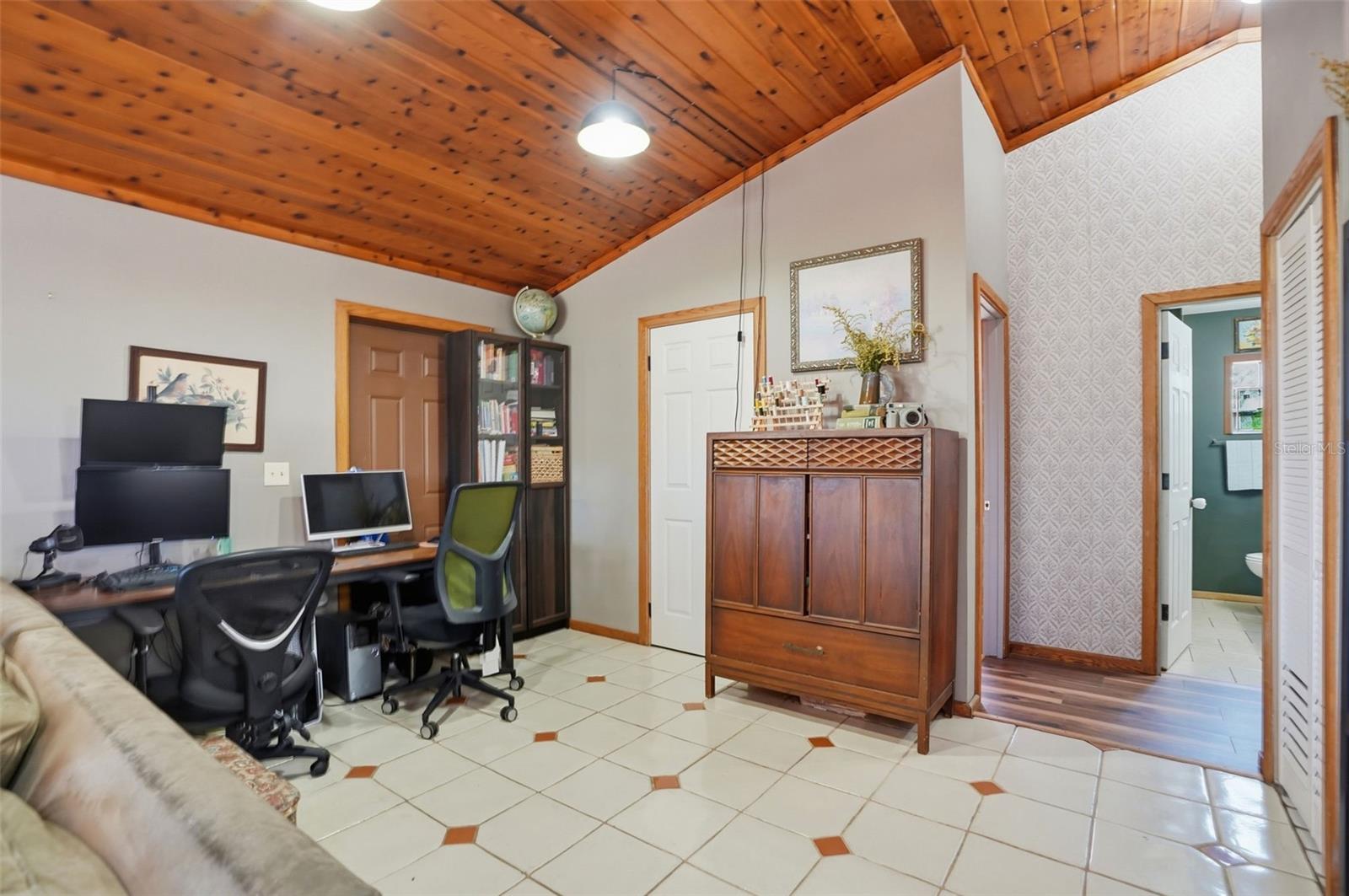 RIDGE MANOR FARMS - Residential