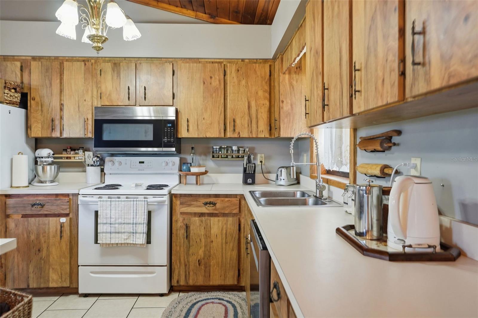 RIDGE MANOR FARMS - Residential