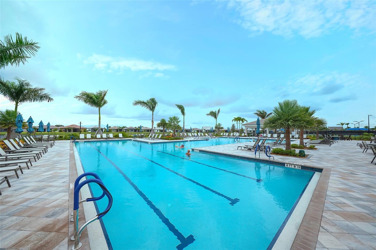 ISLANDWALK/THE WEST VLGS PH 5 - Residential