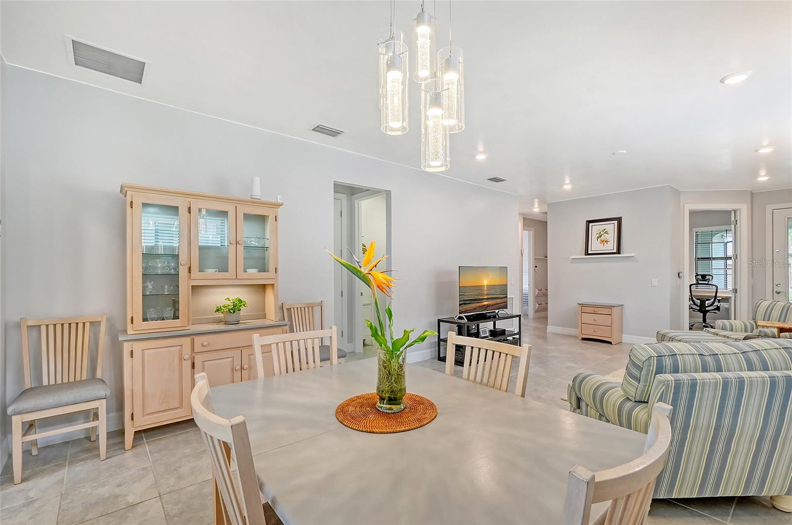 ISLANDWALK/THE WEST VLGS PH 5 - Residential