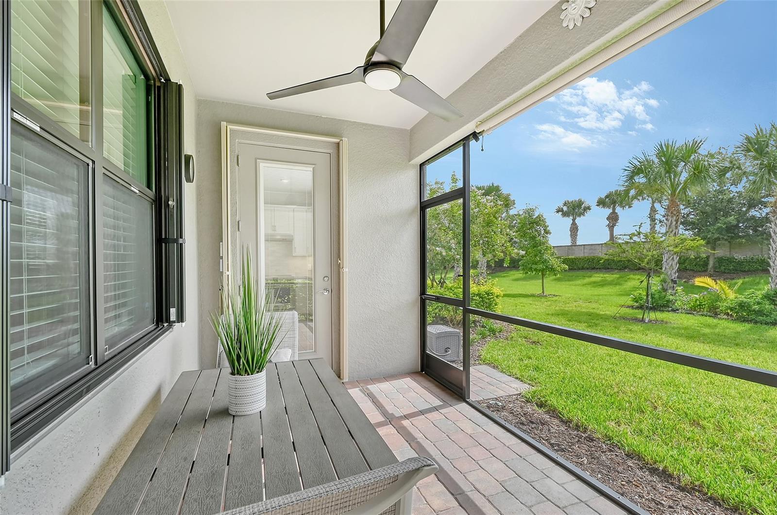 ISLANDWALK/THE WEST VLGS PH 5 - Residential