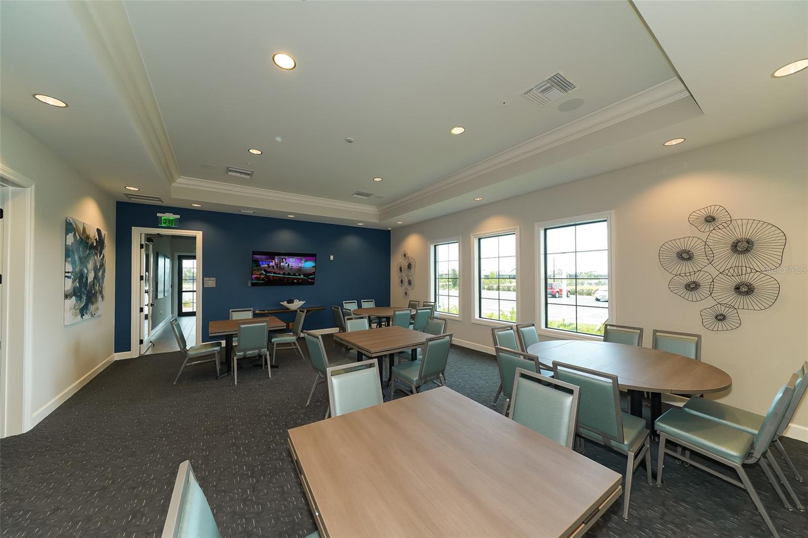 ISLANDWALK/THE WEST VLGS PH 5 - Residential