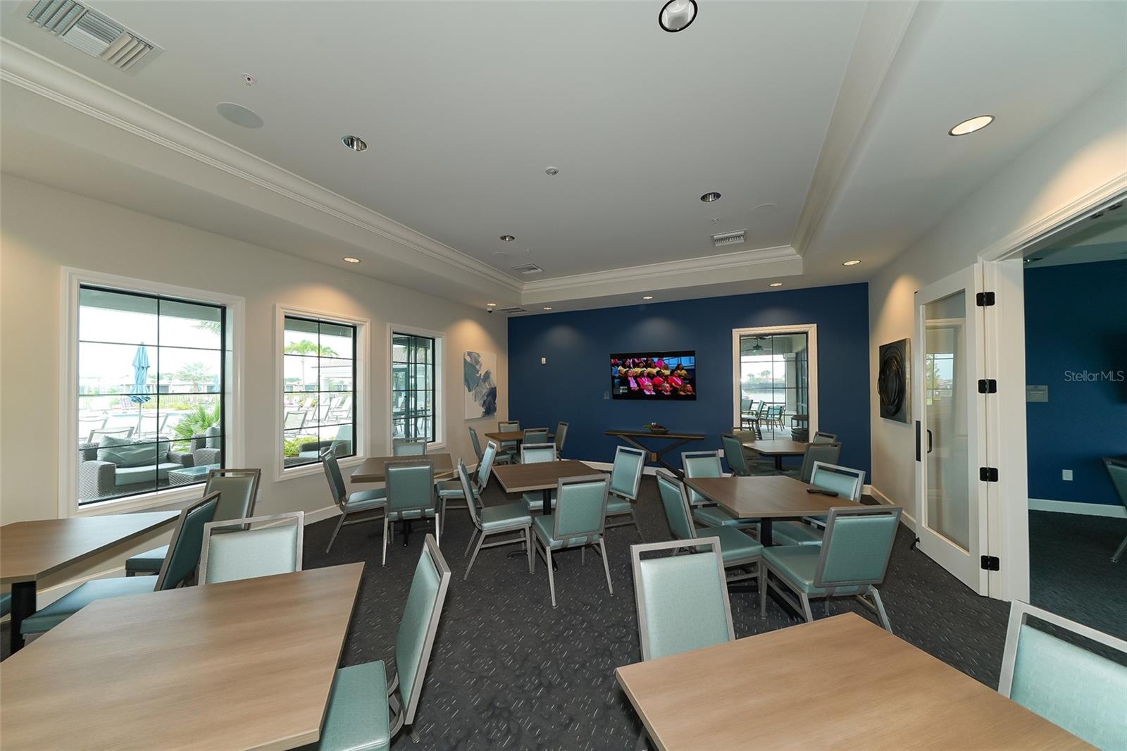 ISLANDWALK/THE WEST VLGS PH 5 - Residential