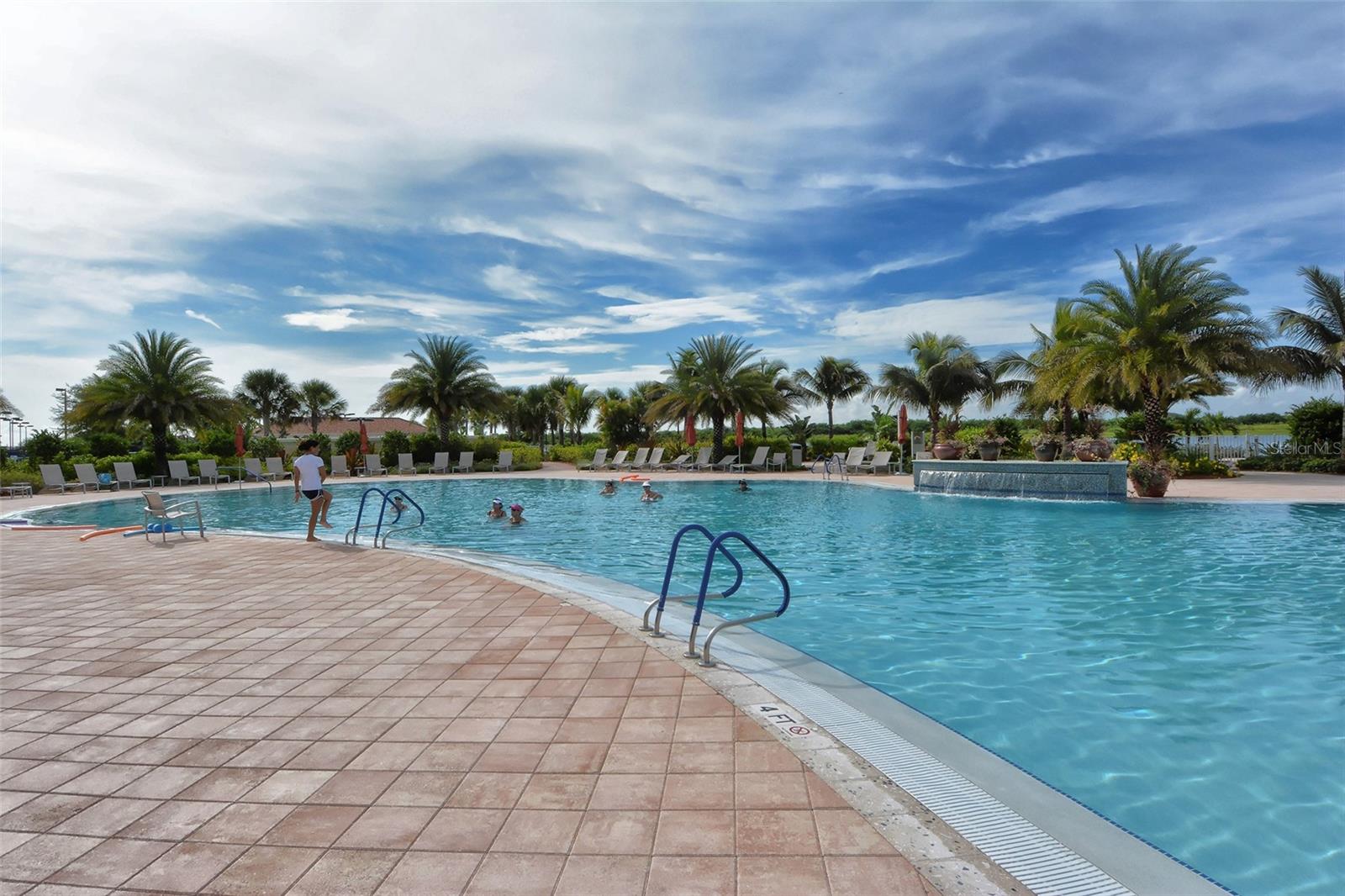 ISLANDWALK/THE WEST VLGS PH 5 - Residential