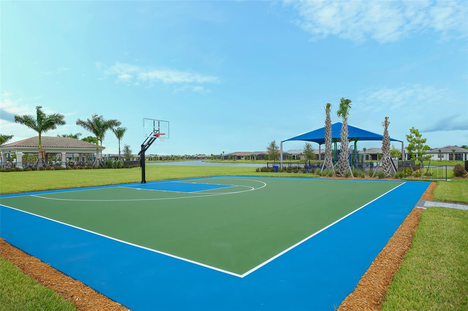 ISLANDWALK/THE WEST VLGS PH 5 - Residential