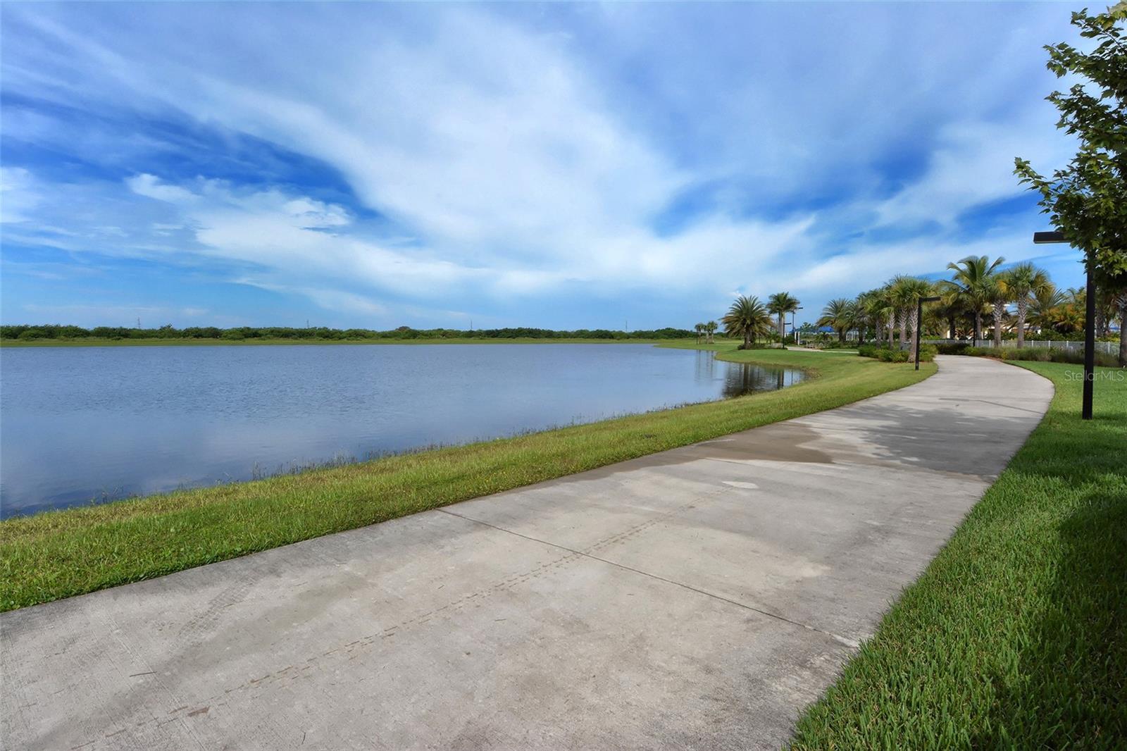 ISLANDWALK/THE WEST VLGS PH 5 - Residential