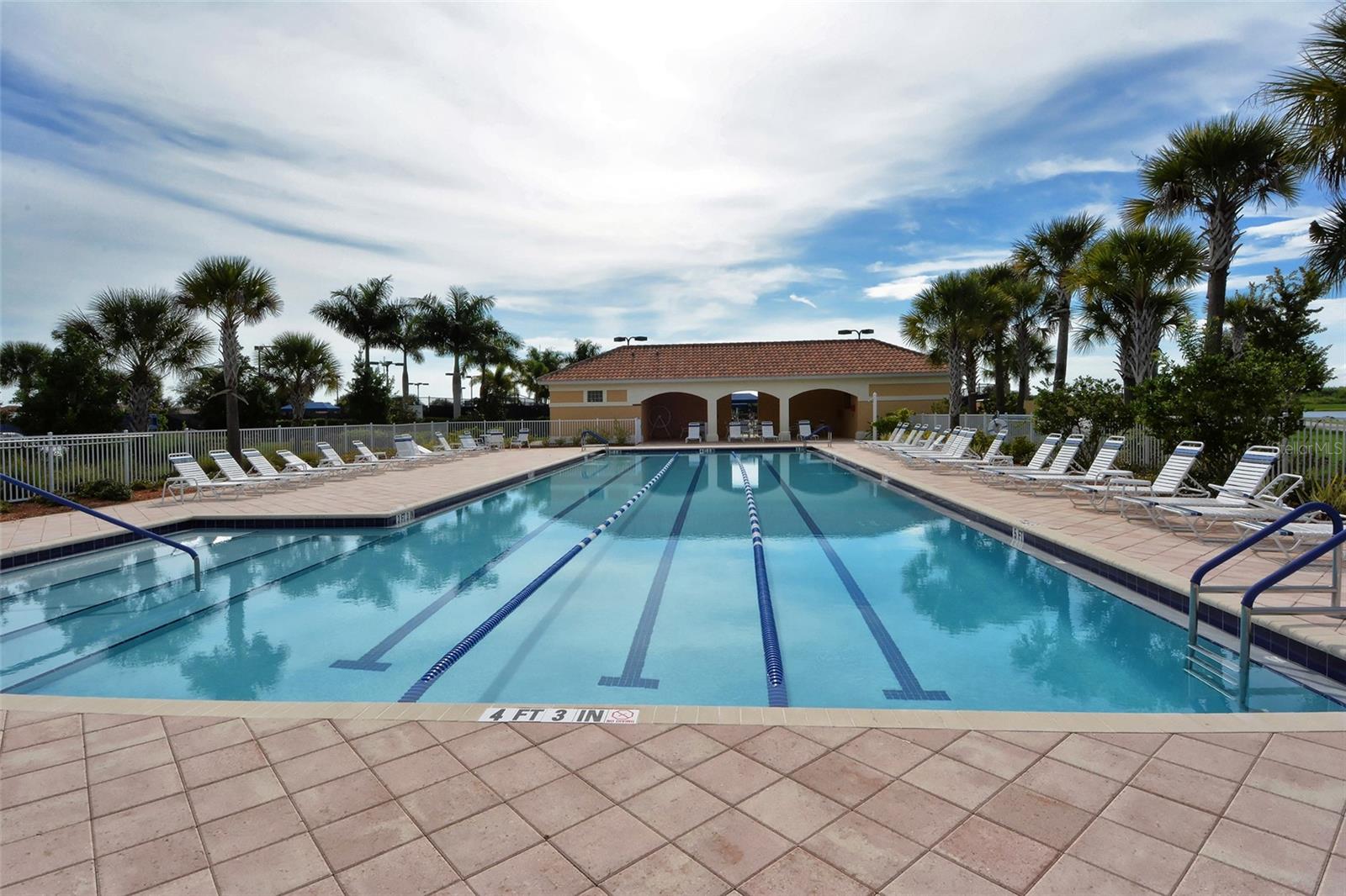 ISLANDWALK/THE WEST VLGS PH 5 - Residential