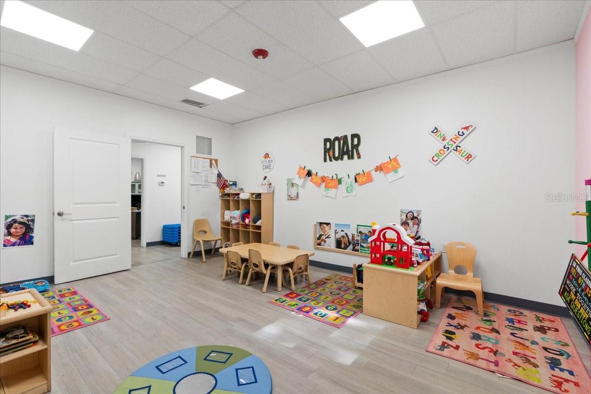 NORTHEAST SEOLA - Commercial Sale