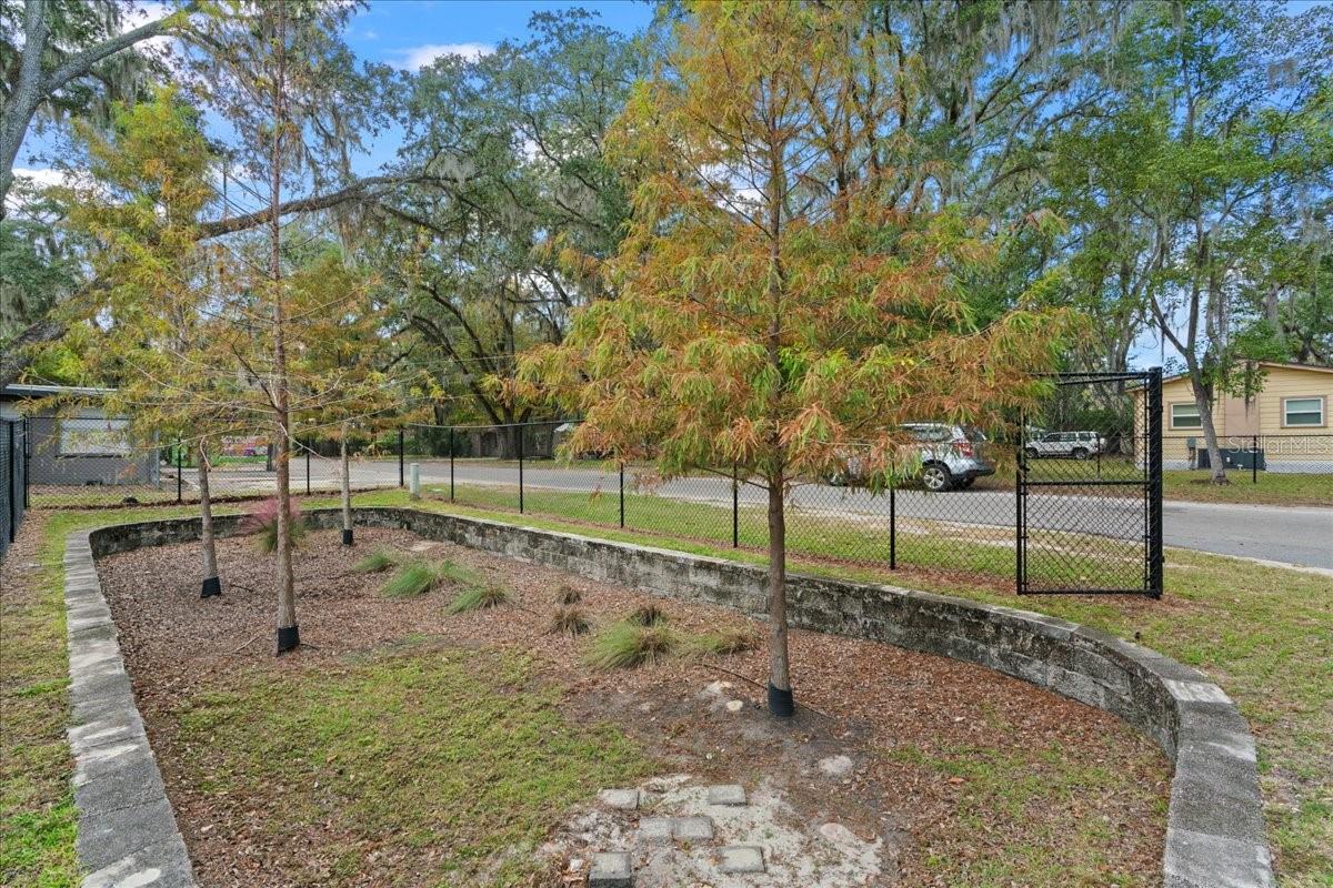 NORTHEAST SEOLA - Commercial Sale