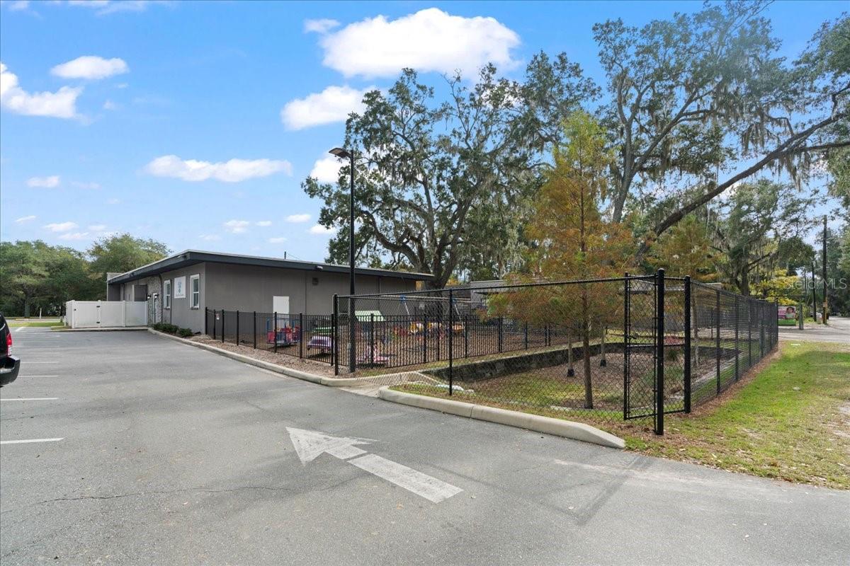 NORTHEAST SEOLA - Commercial Sale