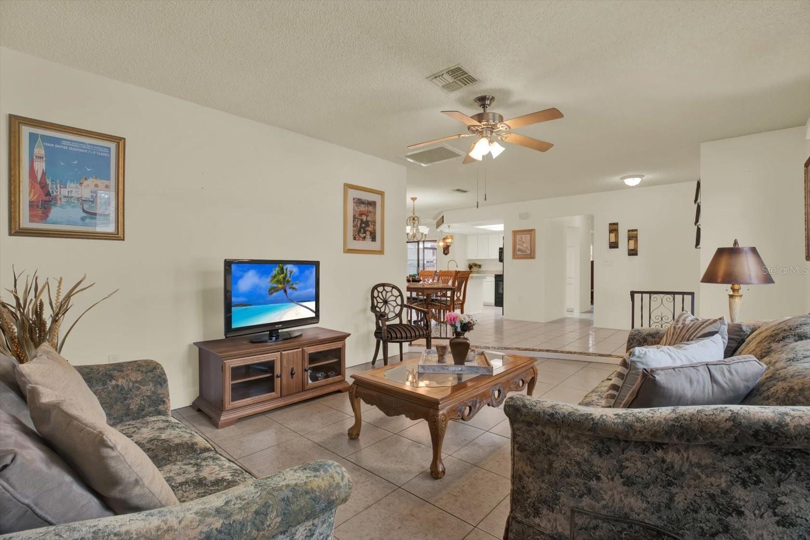 SPRING HILL - Residential