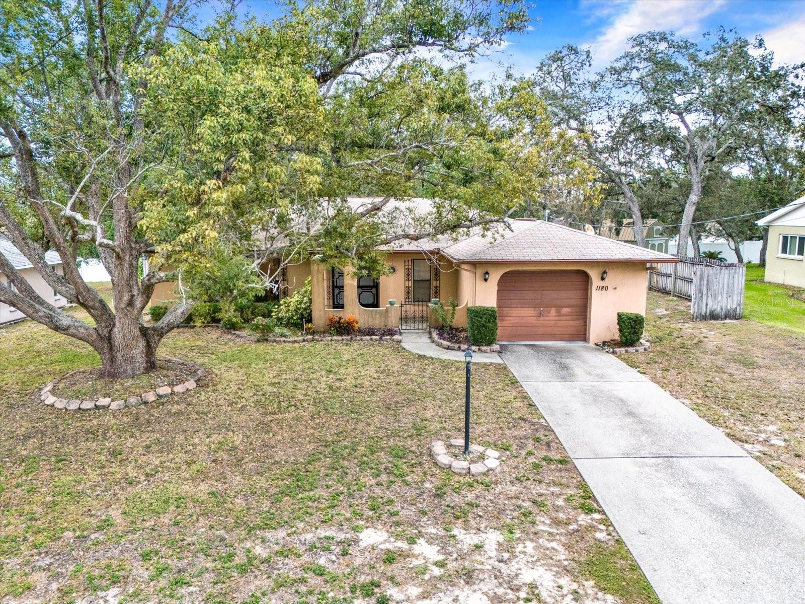 SPRING HILL - Residential