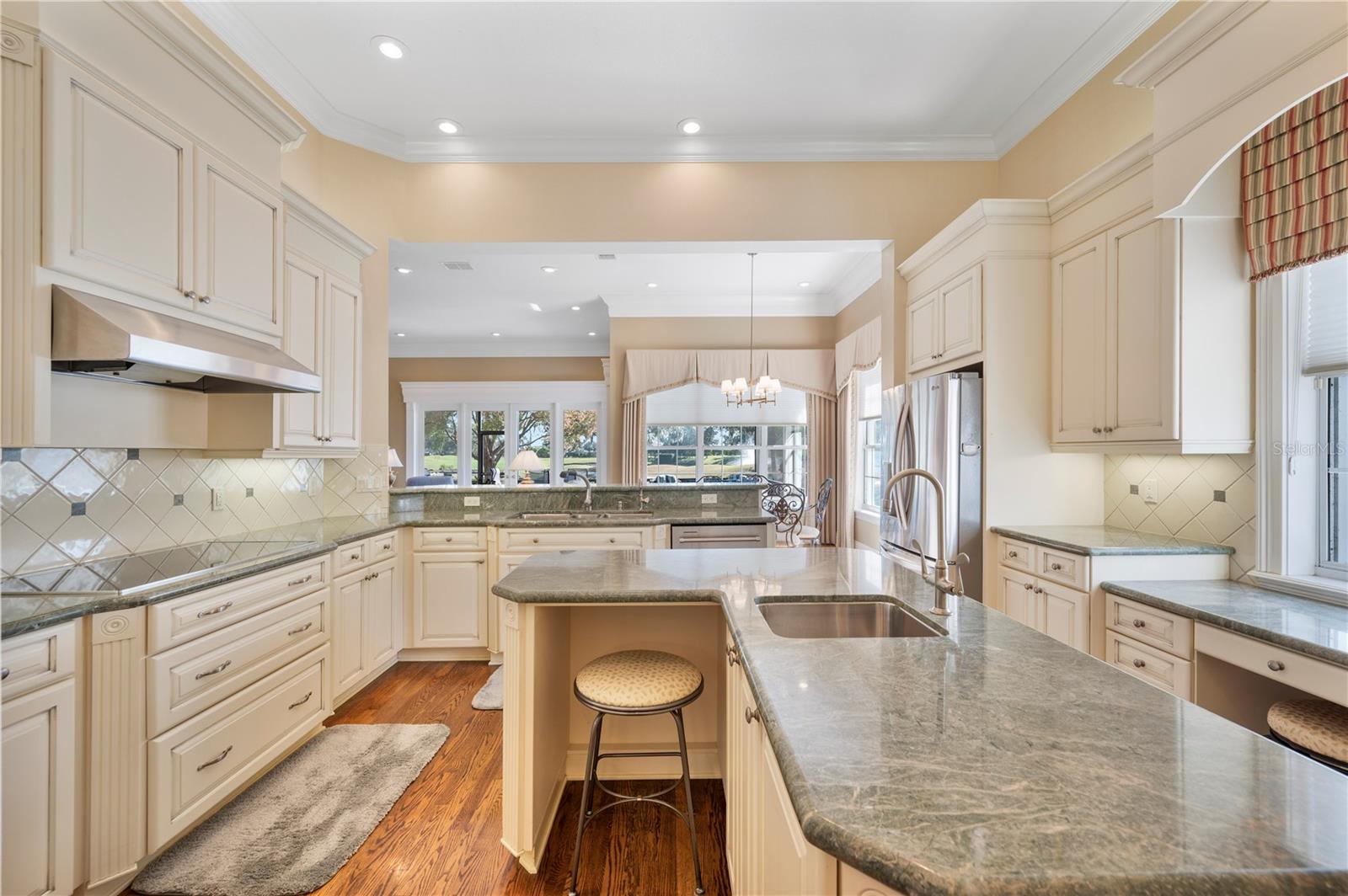 BELLERIVE - Residential