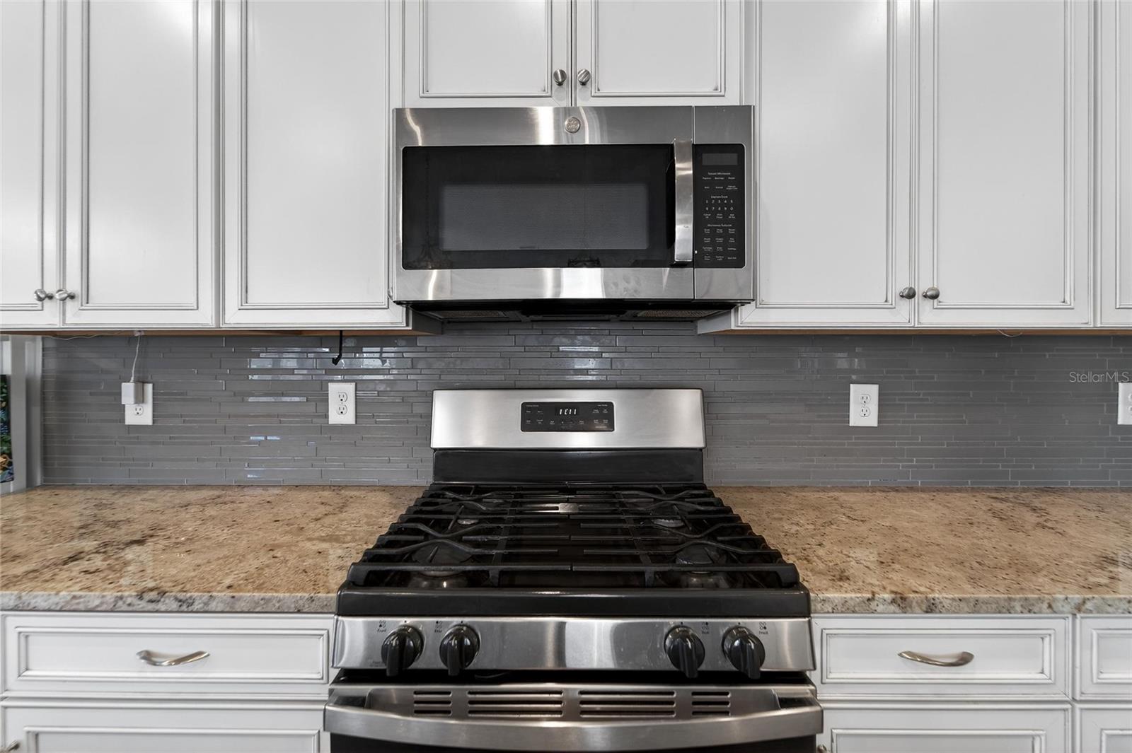 LUCAYA LAKE CLUB PH 4A - Residential