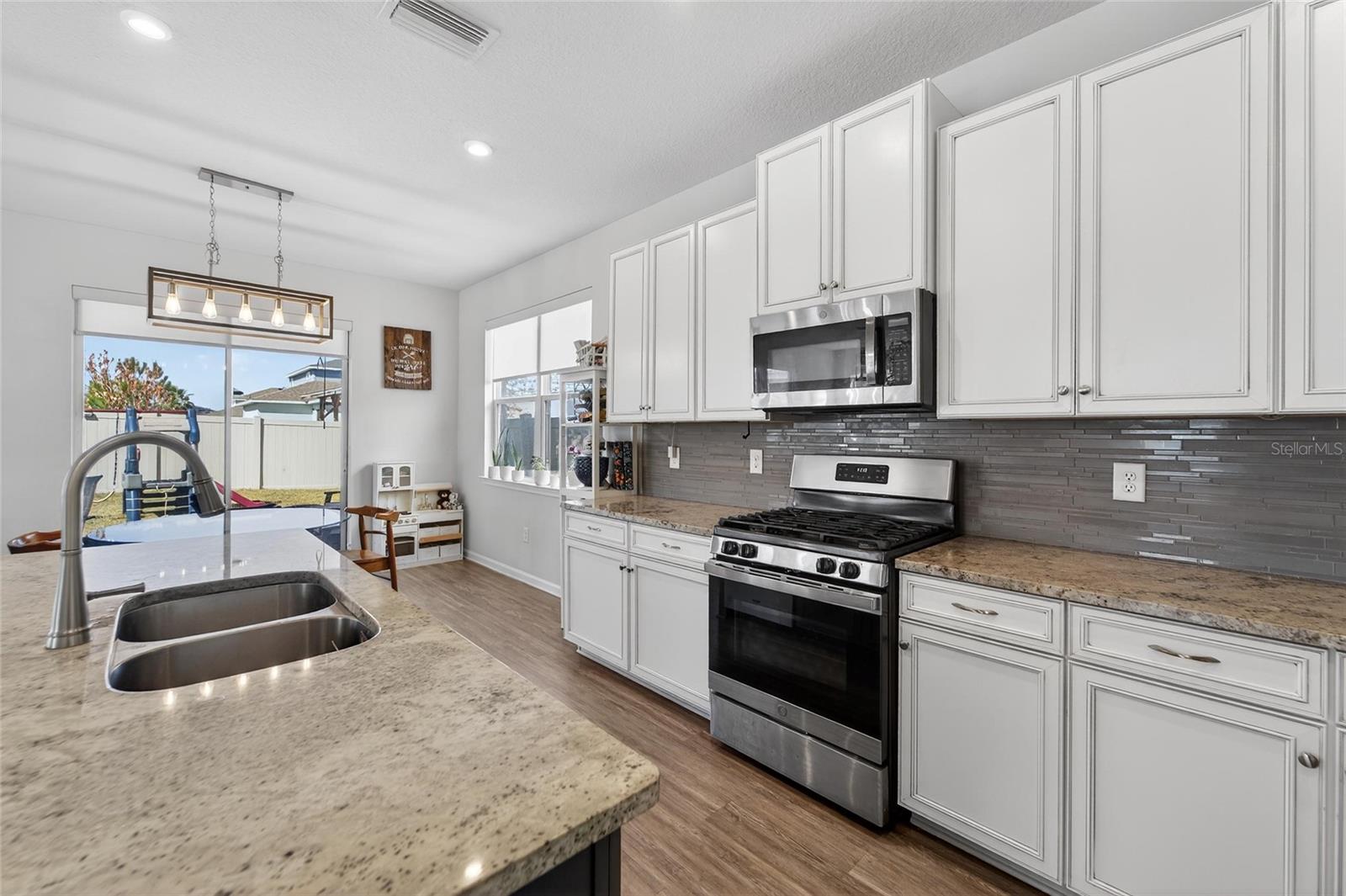 LUCAYA LAKE CLUB PH 4A - Residential