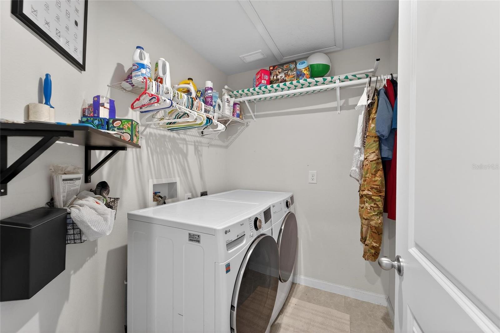 LUCAYA LAKE CLUB PH 4A - Residential