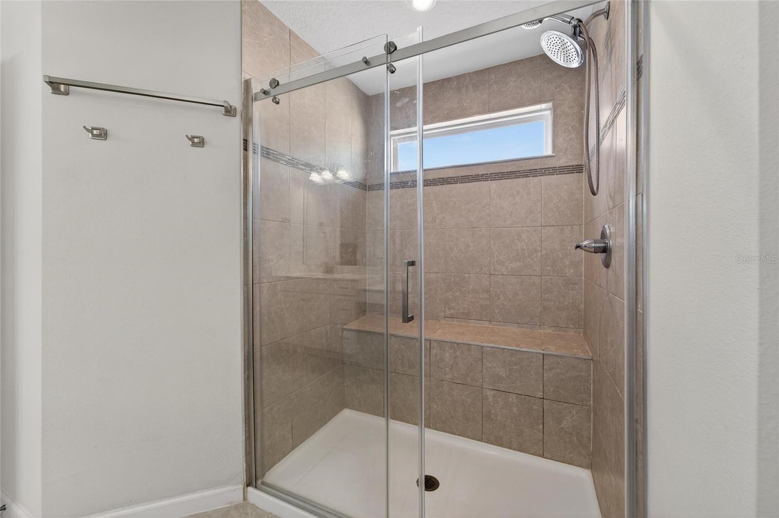 LUCAYA LAKE CLUB PH 4A - Residential