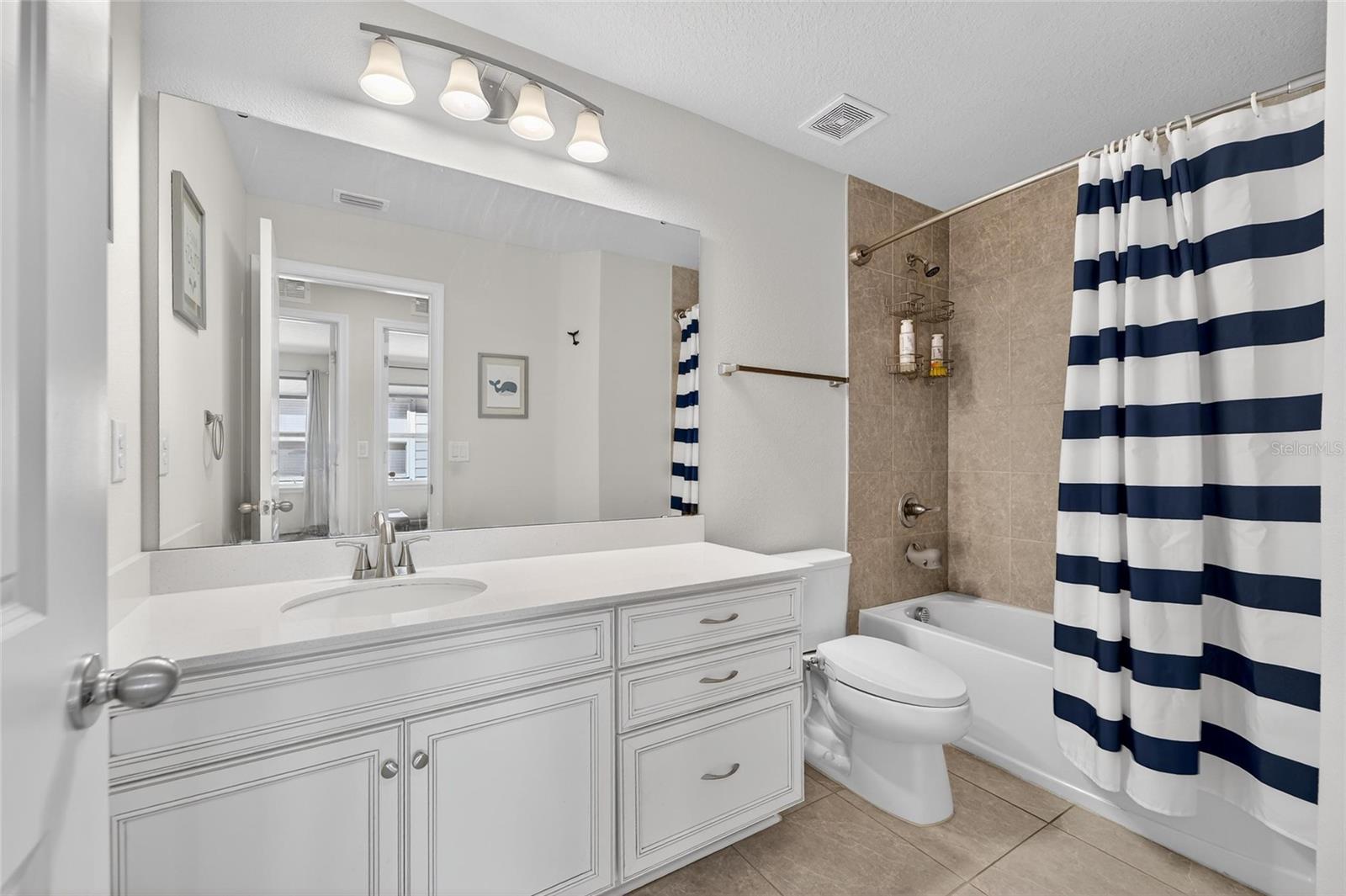 LUCAYA LAKE CLUB PH 4A - Residential