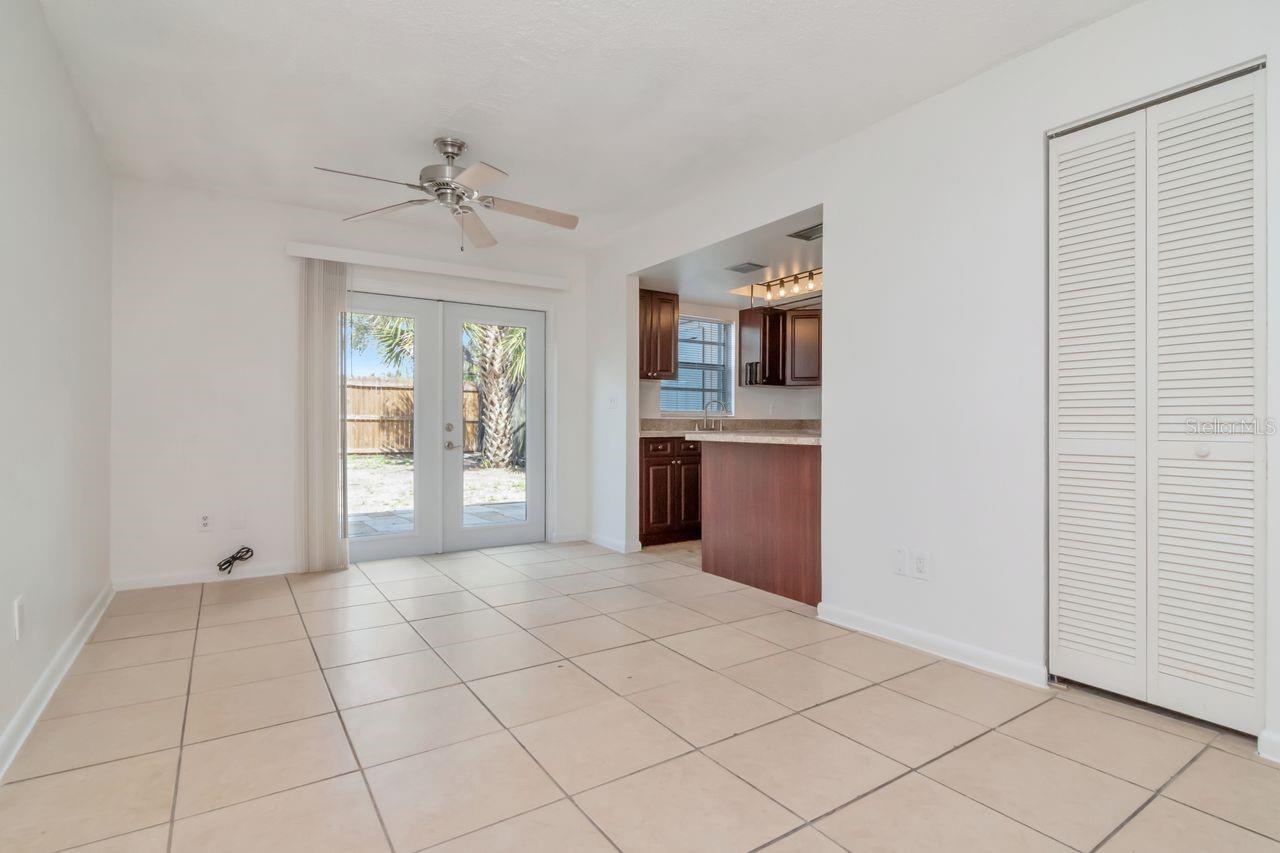 TEMPLE TERRACE PATIO HOMES A C - Residential