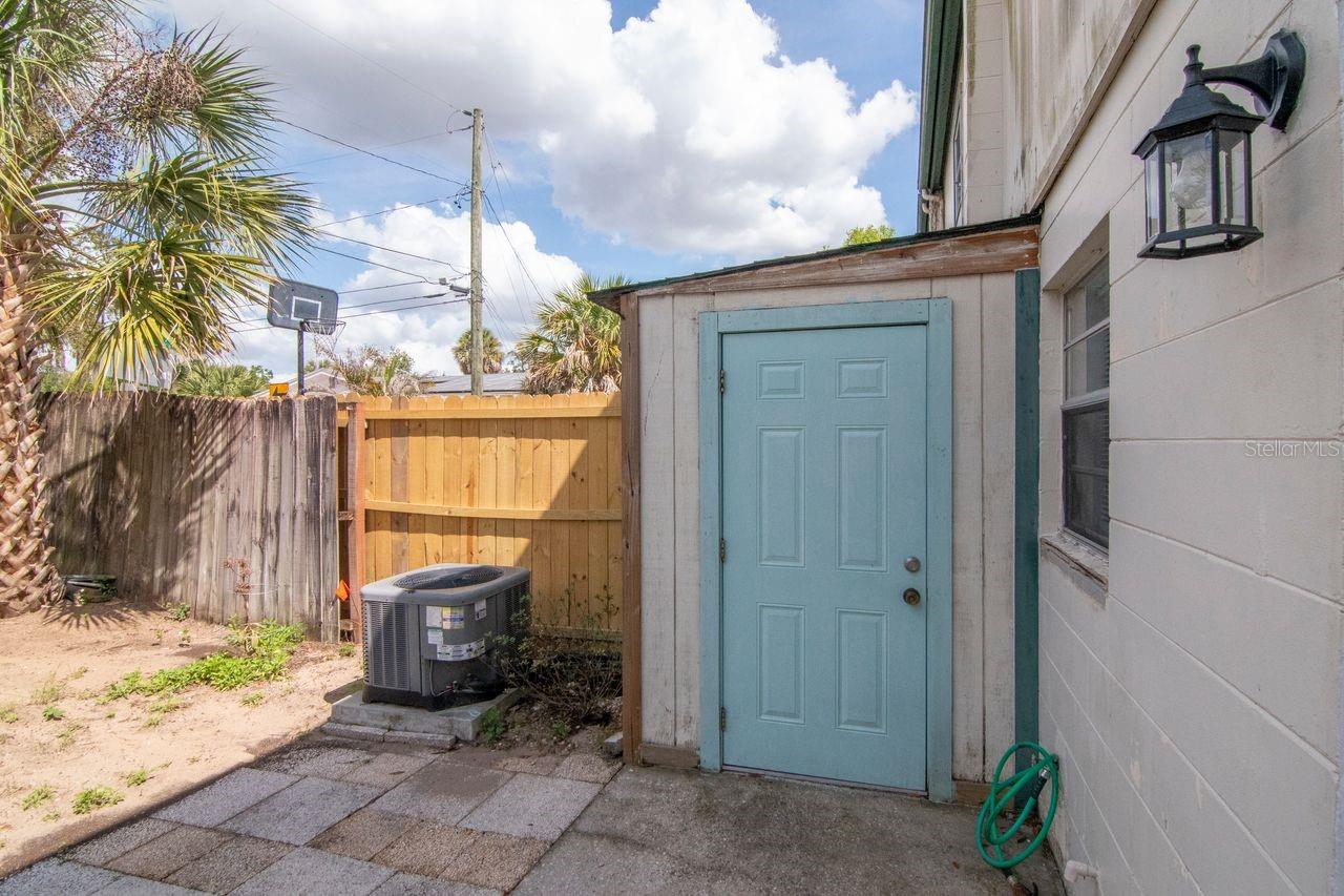 TEMPLE TERRACE PATIO HOMES A C - Residential