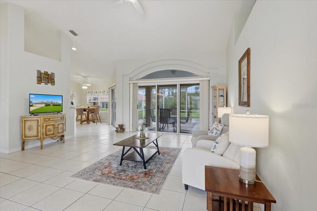 65 WOODBURY DRIVE