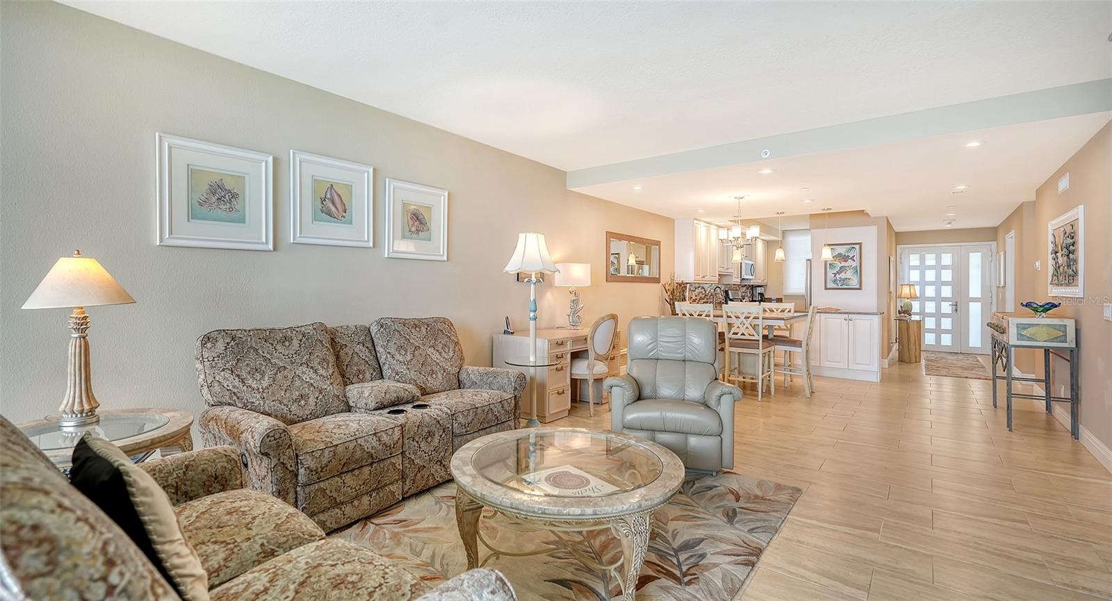 1045 GULF OF MEXICO DRIVE 403
