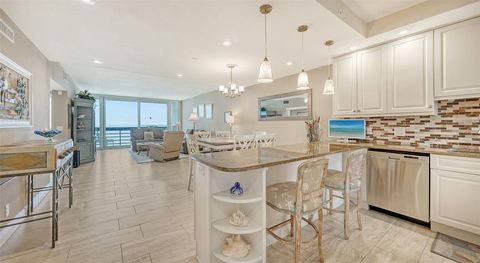 A home in LONGBOAT KEY