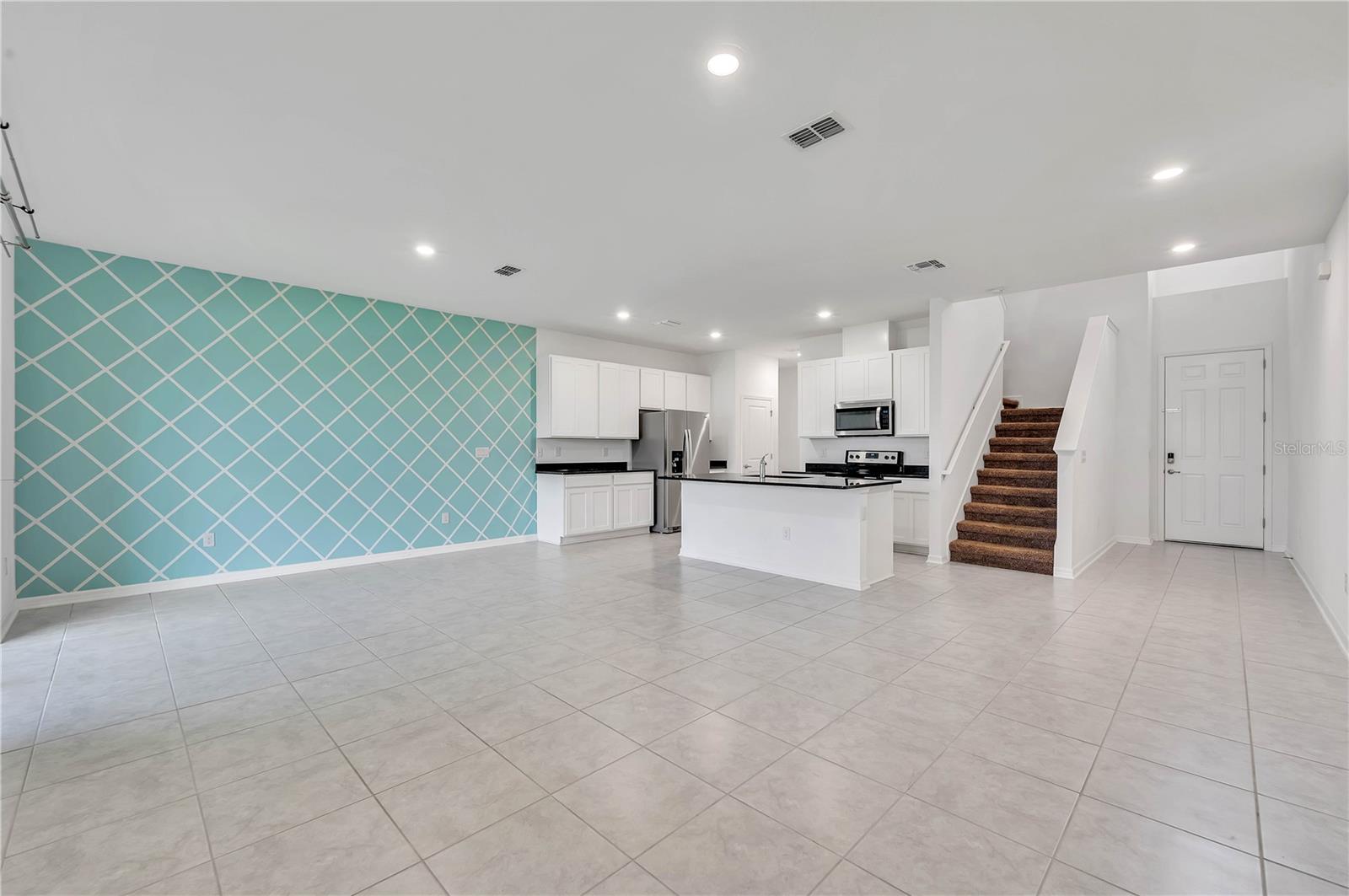 11532 WOODLEAF DRIVE