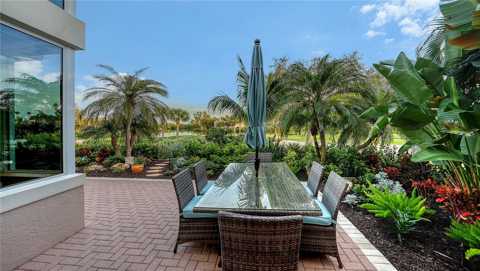 QUEENS HARBOUR - Residential