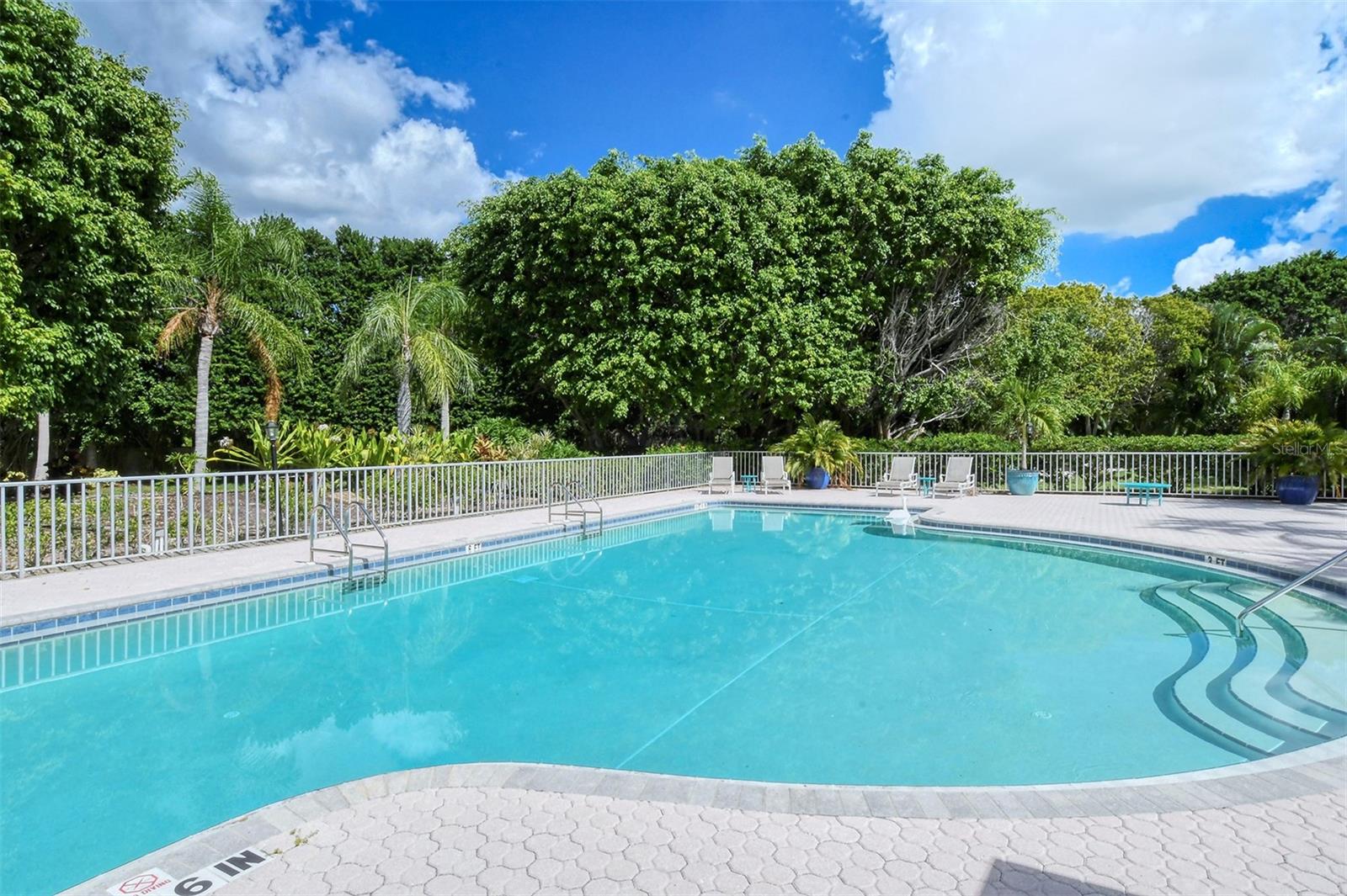 QUEENS HARBOUR - Residential