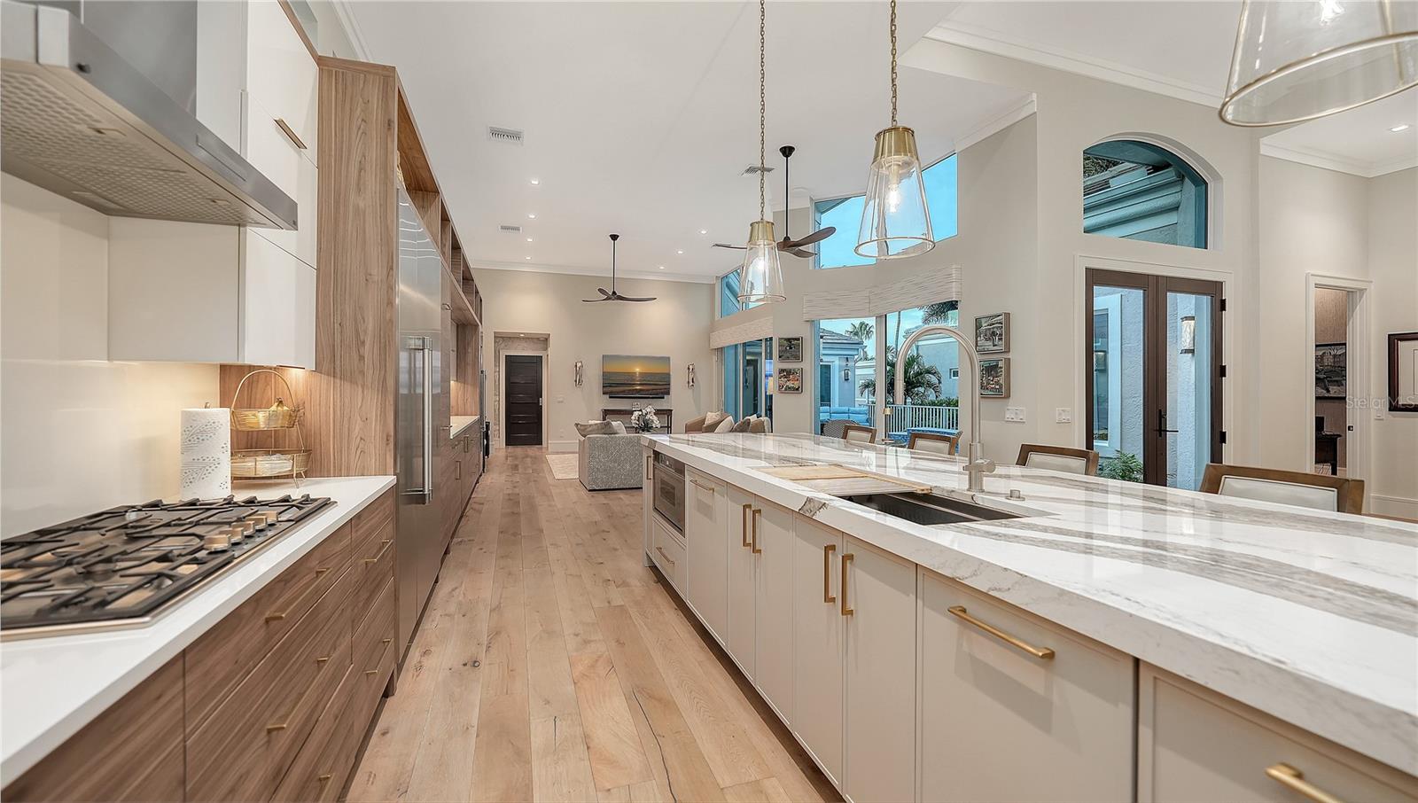 QUEENS HARBOUR - Residential