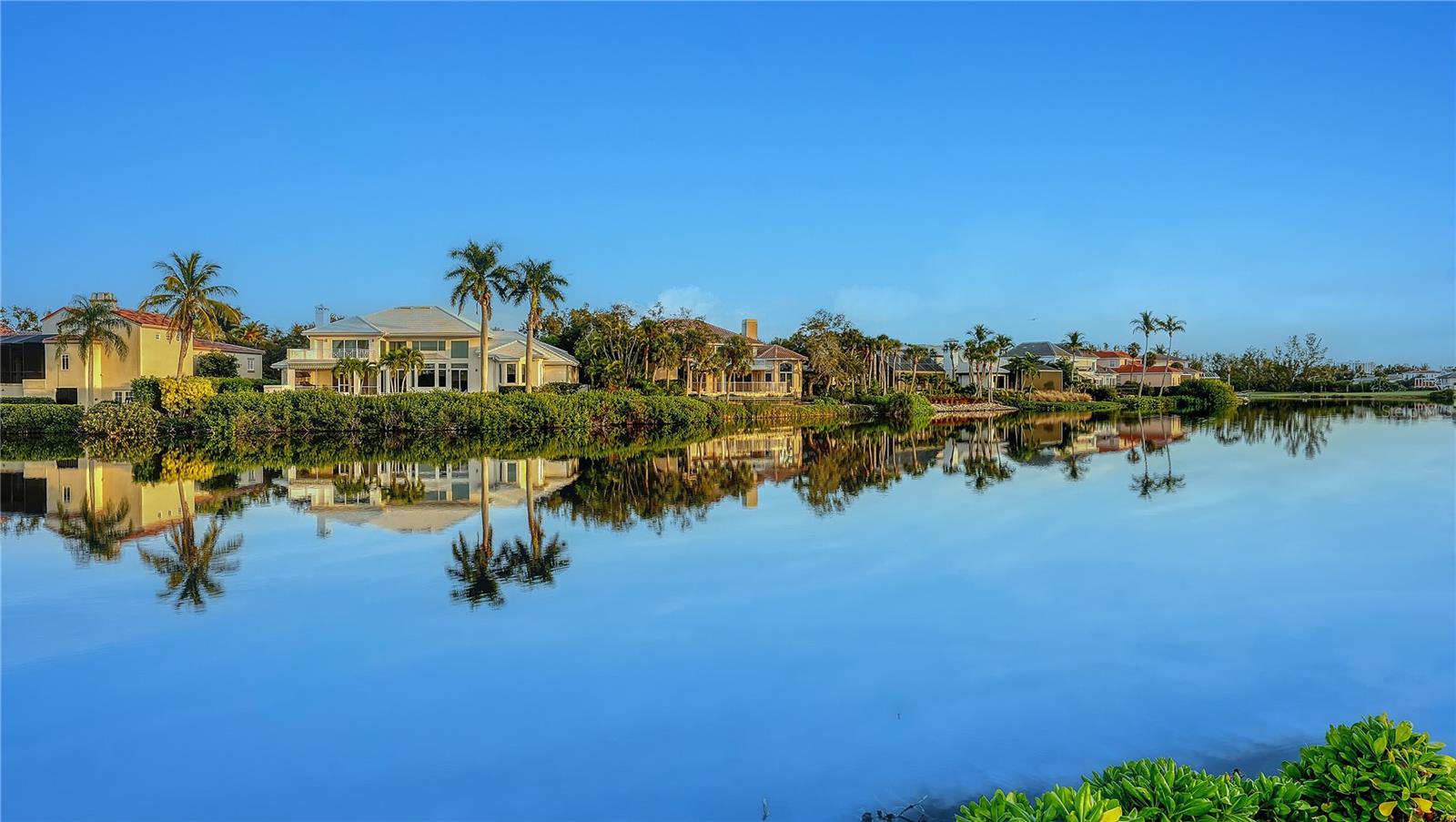 QUEENS HARBOUR - Residential