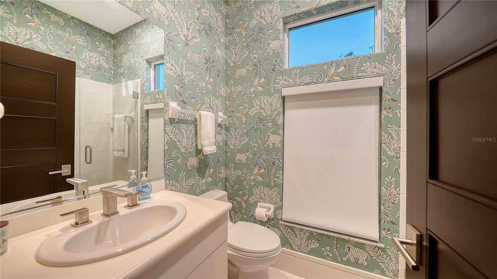 QUEENS HARBOUR - Residential