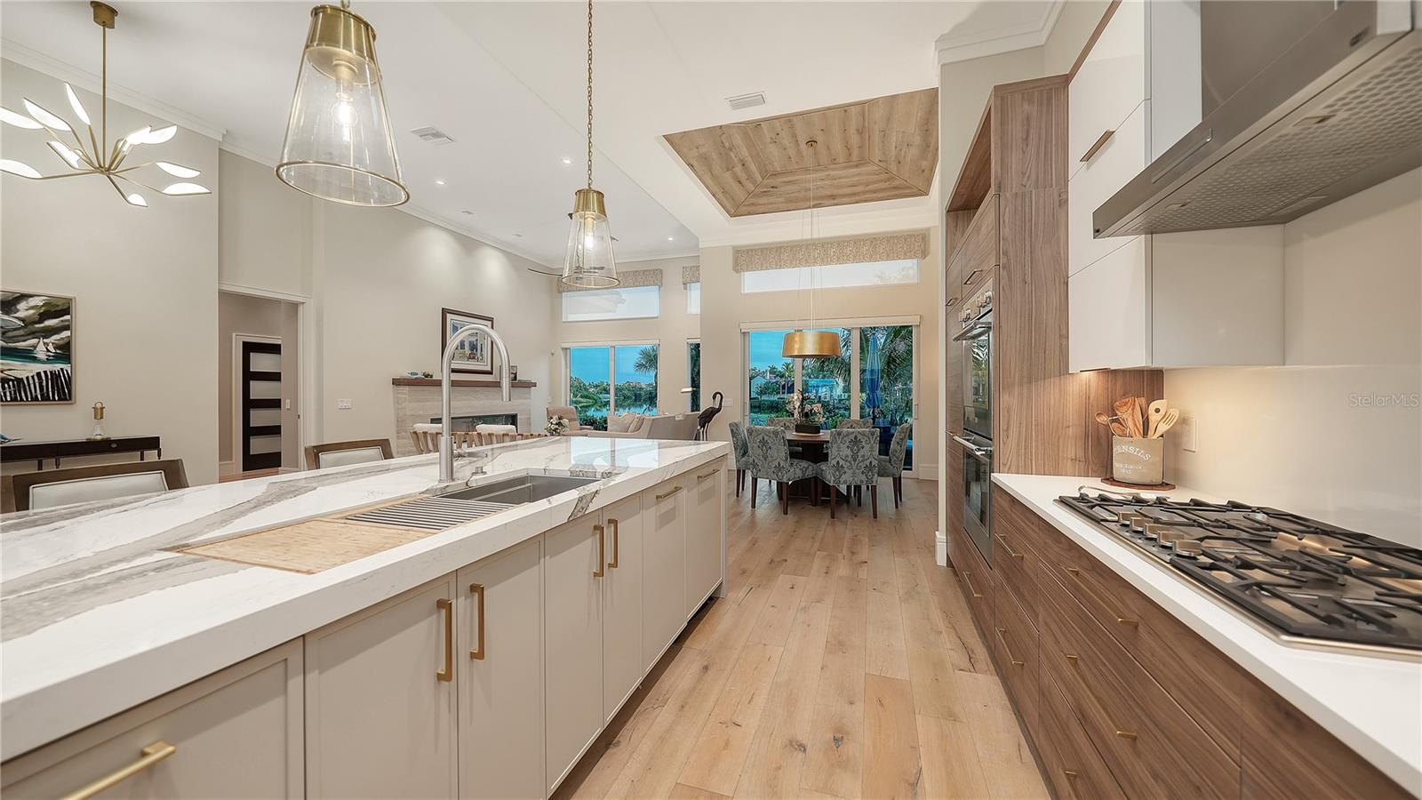 QUEENS HARBOUR - Residential