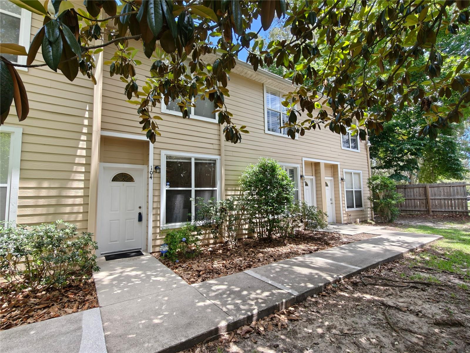 3521 SW 30TH WAY 104