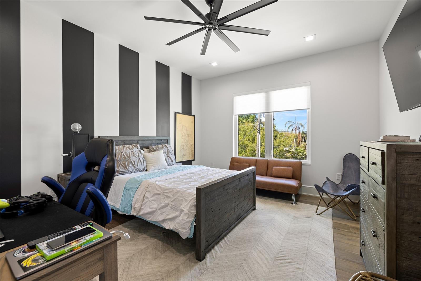 STONEY POINT - Residential