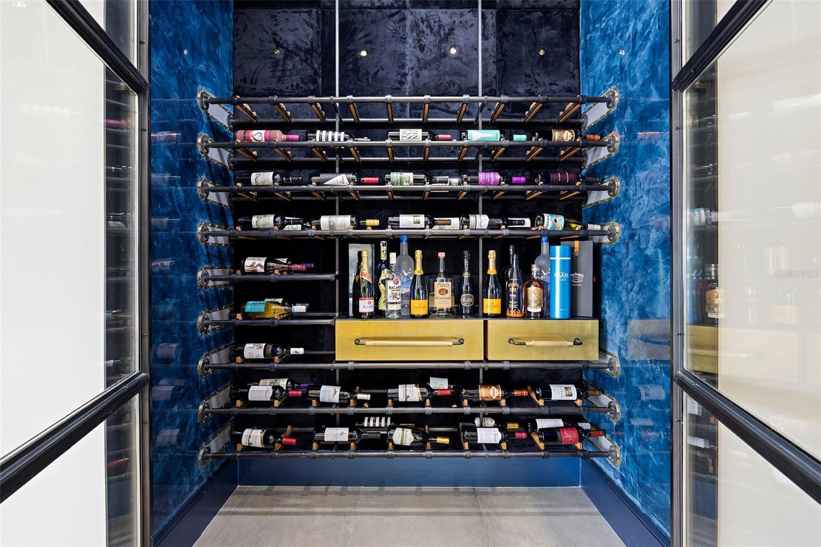 STONEY POINT - Residential