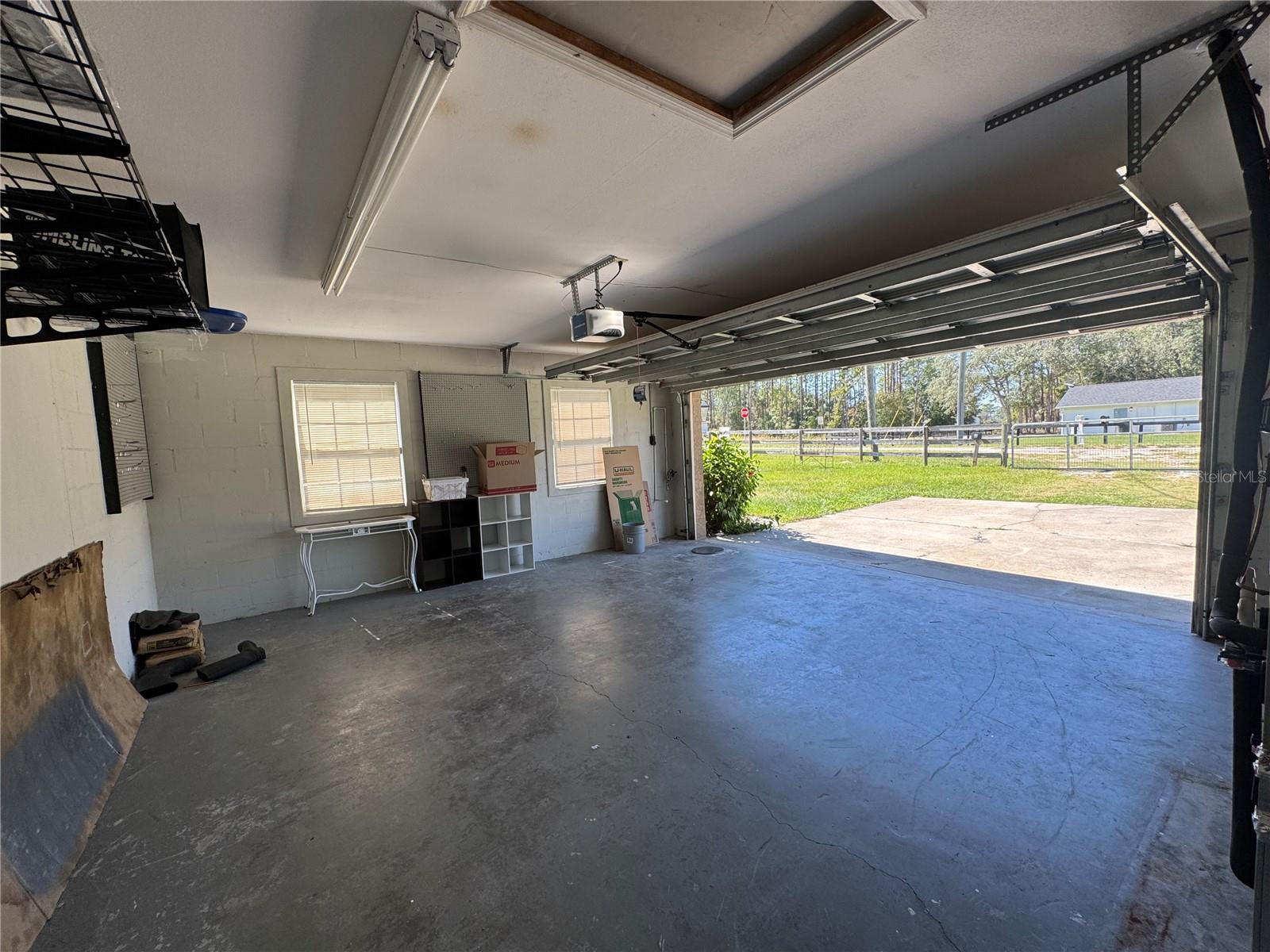 ROLLING HILLS UN 05 - Residential Lease