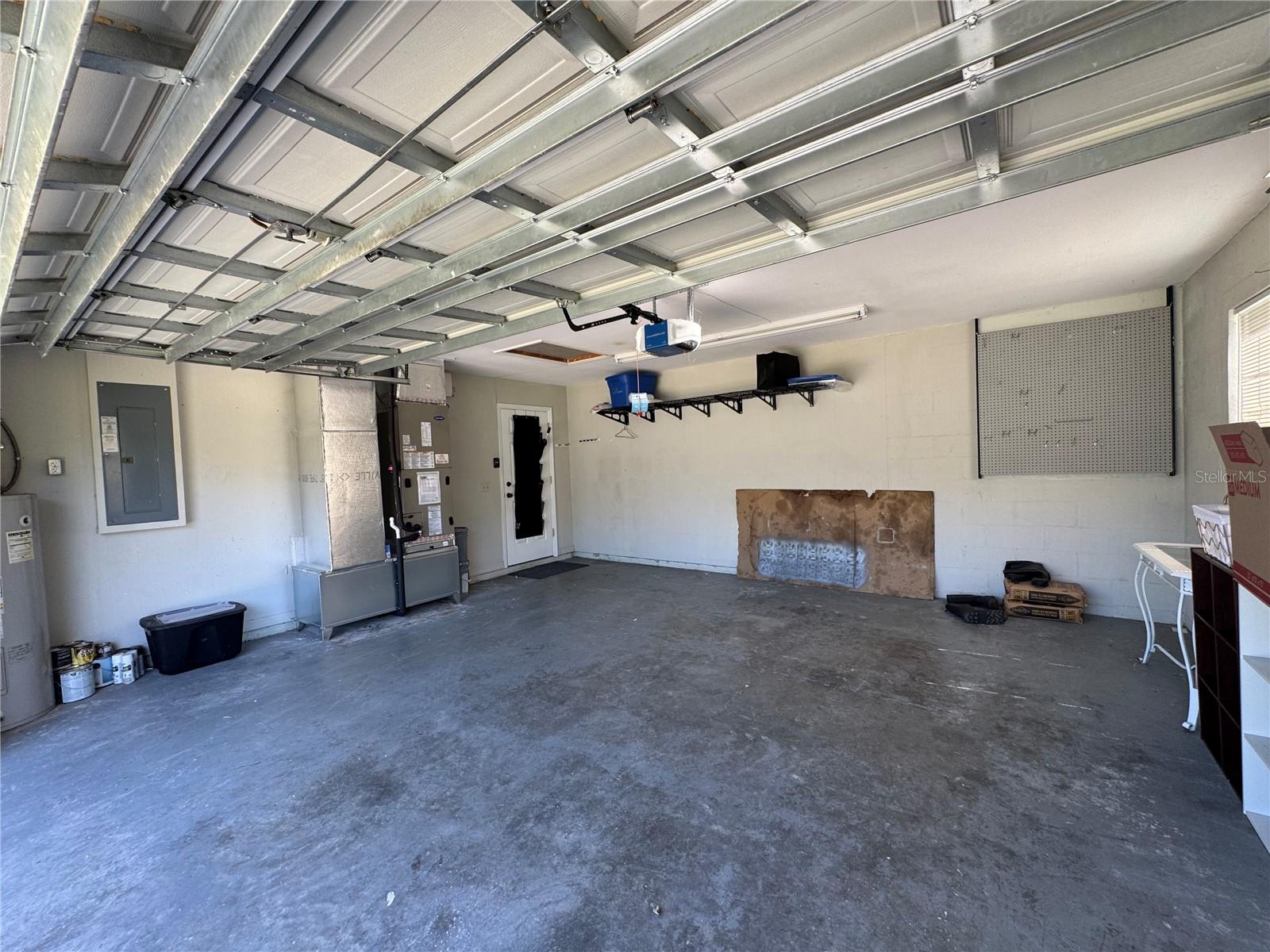 ROLLING HILLS UN 05 - Residential Lease