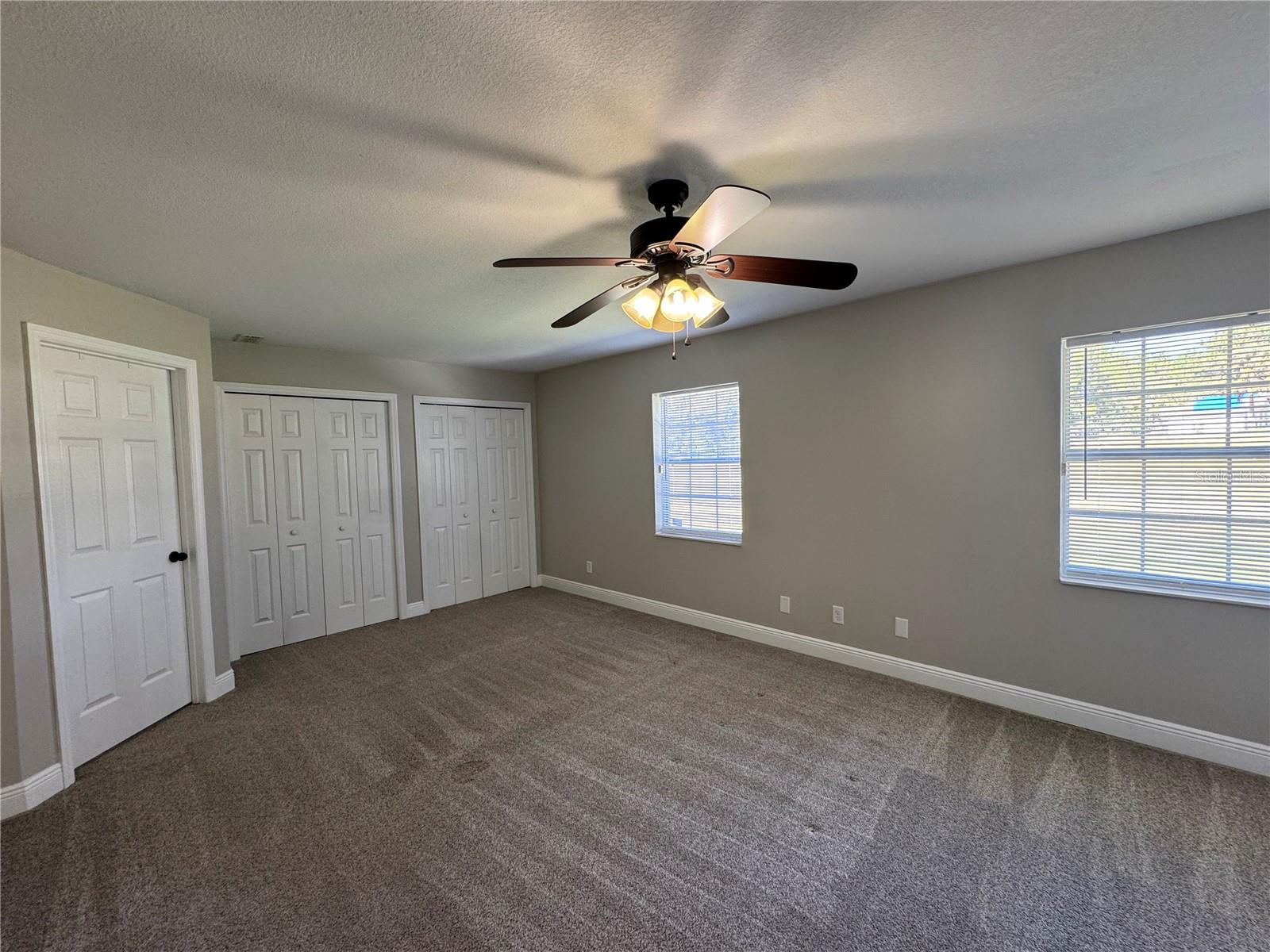 ROLLING HILLS UN 05 - Residential Lease